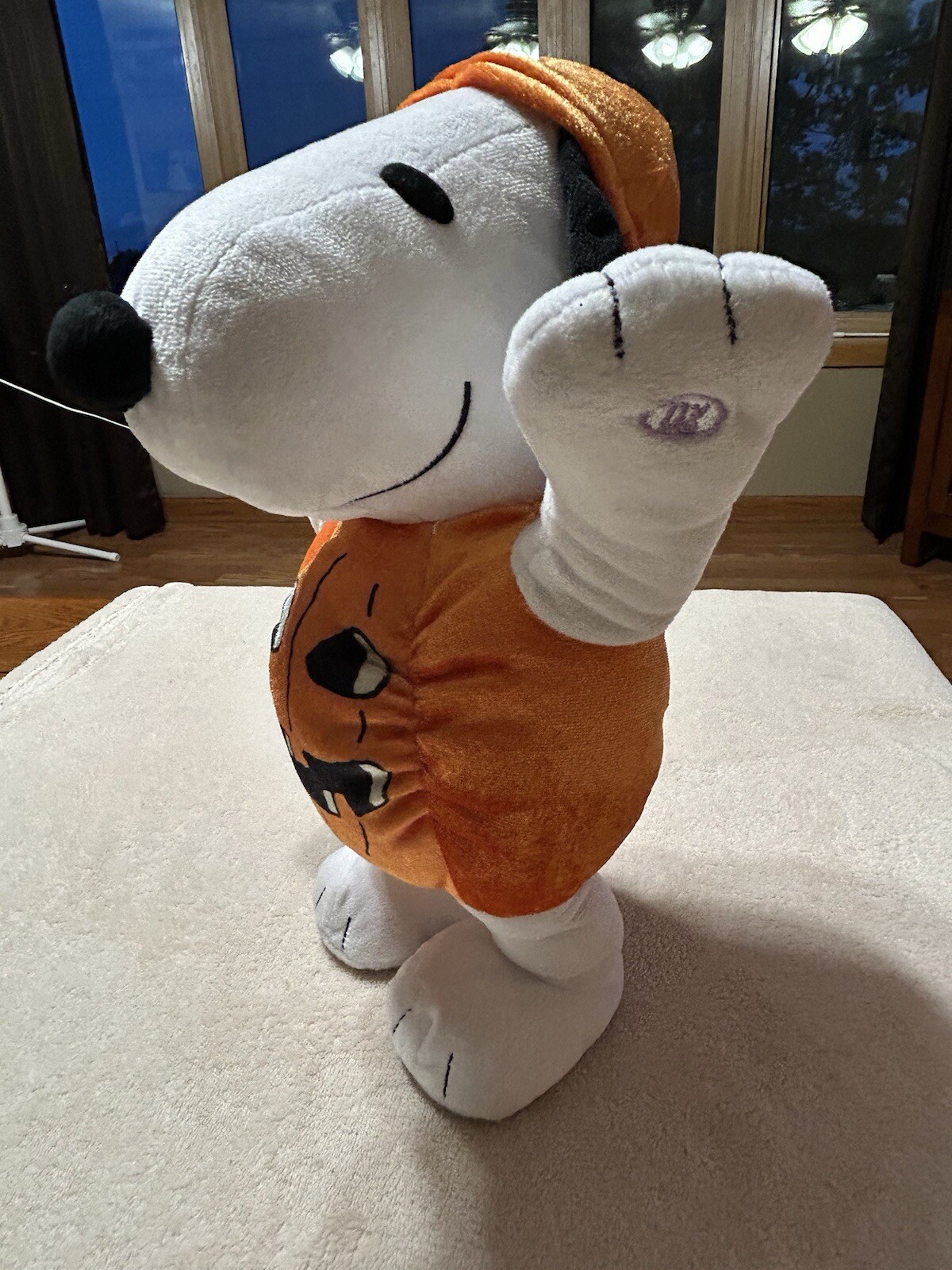 Peanuts - Snoopy Side Stepper Pumpkin Dancing Plush Halloween | Gemmy 2019