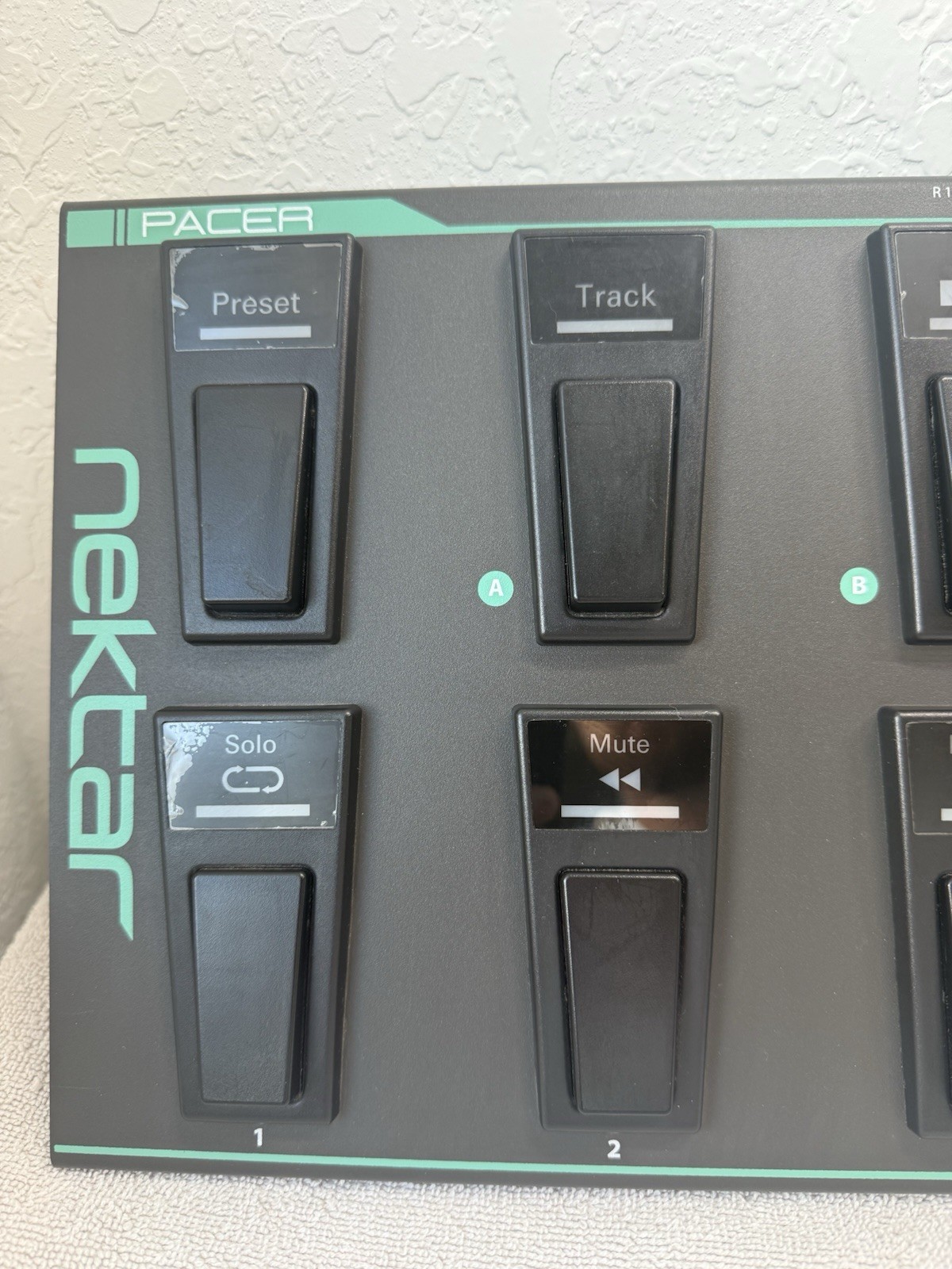 Nektar Pacer MIDI controller foot pedal board - No Power Cord