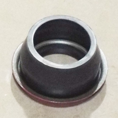 REAR SEAL - FITS DODGE 2WD - V8 - NV4500