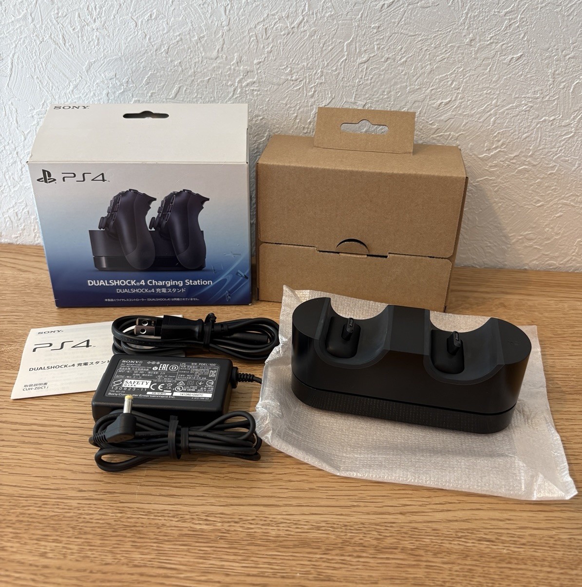 DUALSHOCK4 CUH-ZDC1 Charging Dock Station for PS 4 w/Box Sony Official From JP