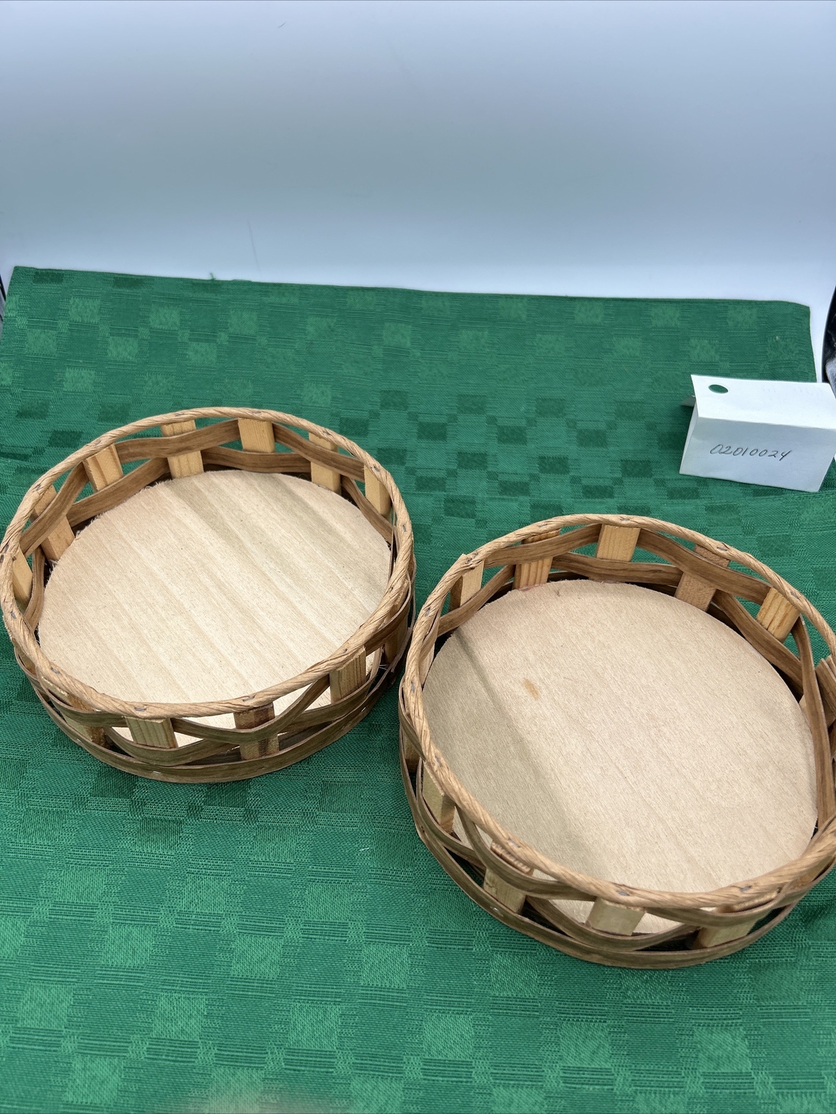 Vine Tique Pair Of Round Wicker Rattan Basket W/solid Bottom