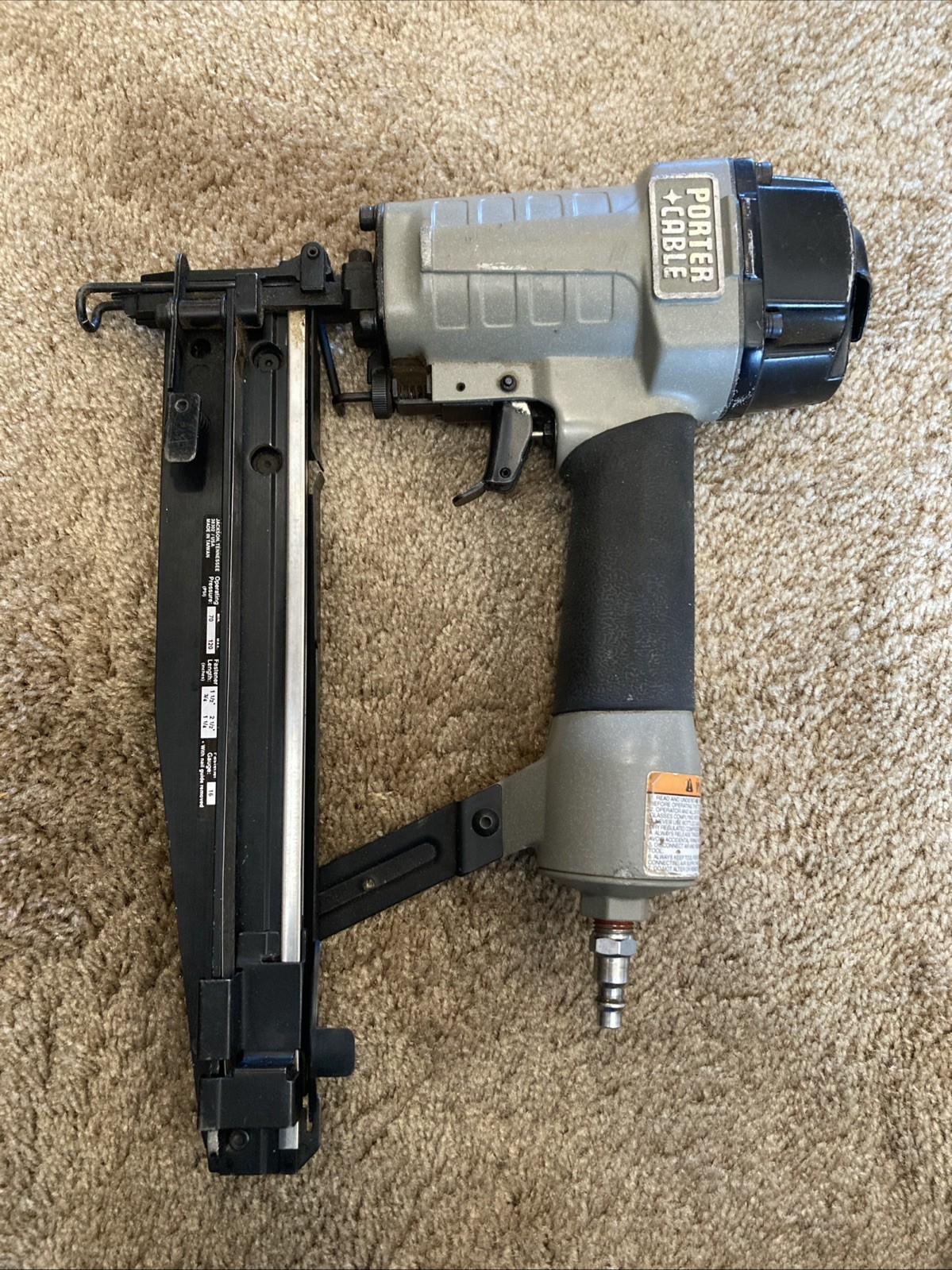 Non-working/Parts Porter Cable FN250SB 1 In. - 2 1/2 In. 16 Gauge  Finish Nailer