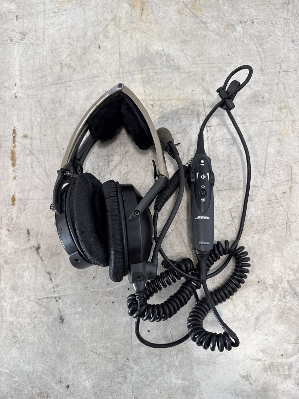 Bose A10 X AHX-32-02 ANR Headset With Single Military Helicopter Plug