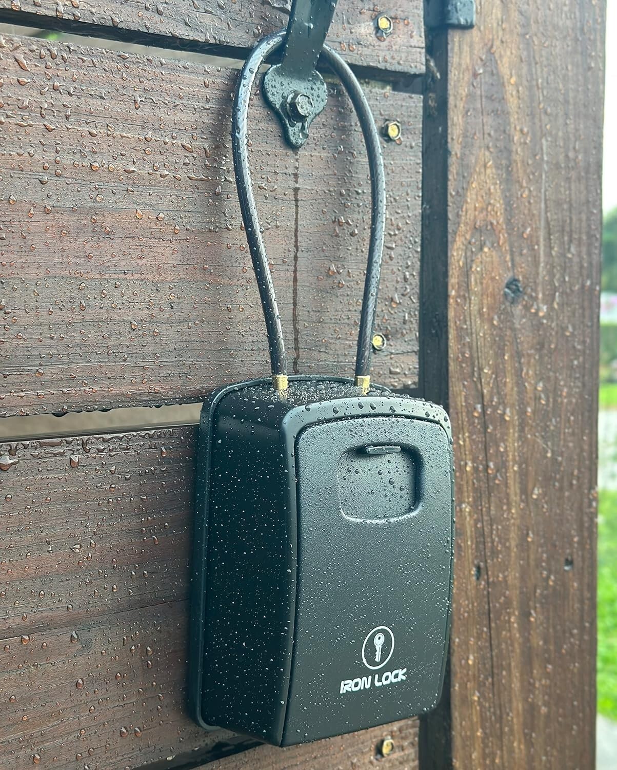 Versatile Key Storage Solution: Removable Cable Shackle Lockbox for All Settings