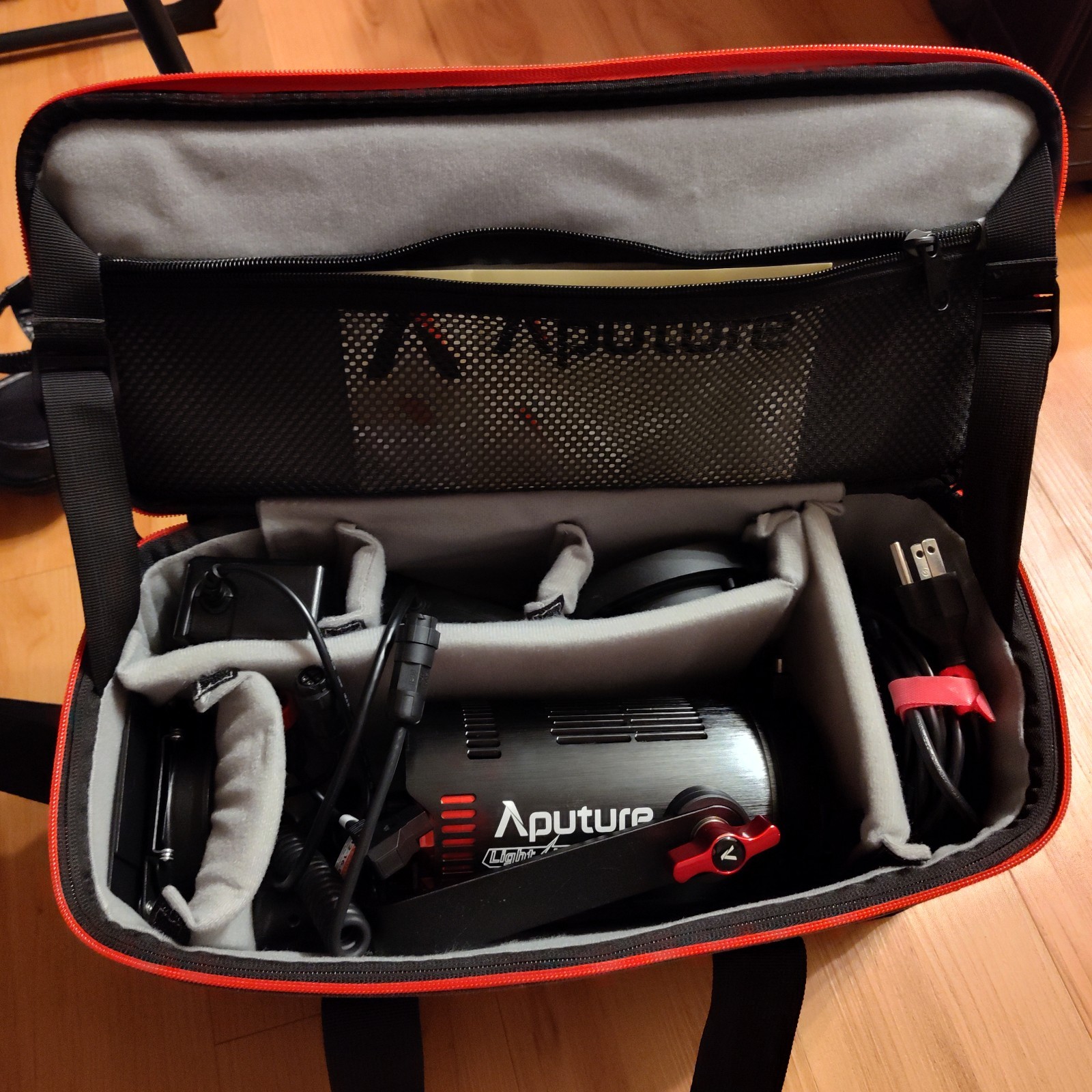 Aputure Light Storm LS 60X Bi-Color Focusing LED Light