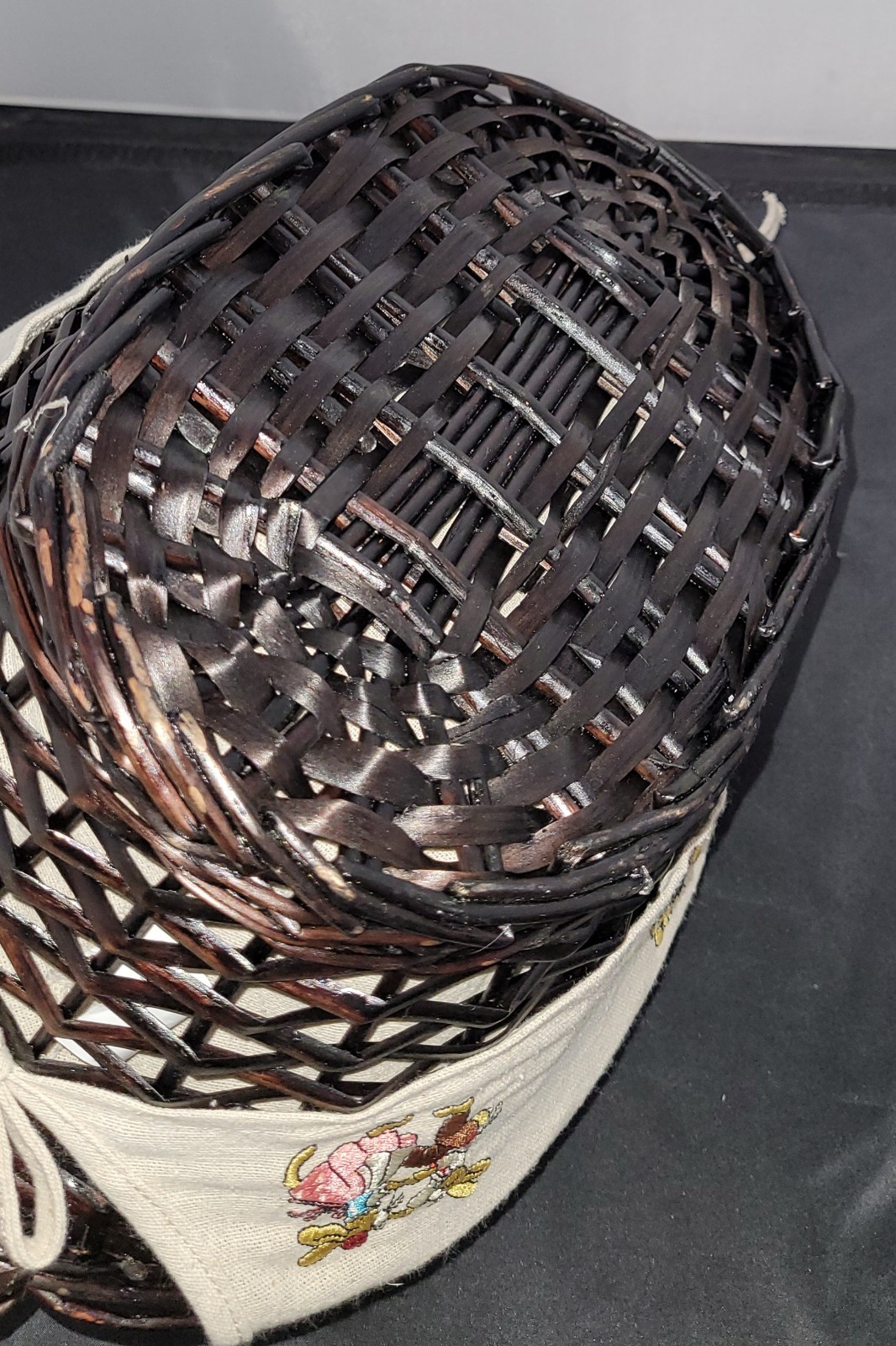 Lined Woven Easter Basket With Bunny Floral Embroidery