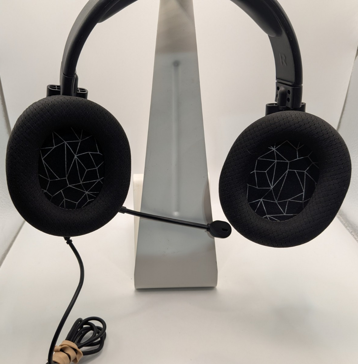 SteelSeries Arctis 1 Wired Gaming Headset Tested/Cleaned Great Condition