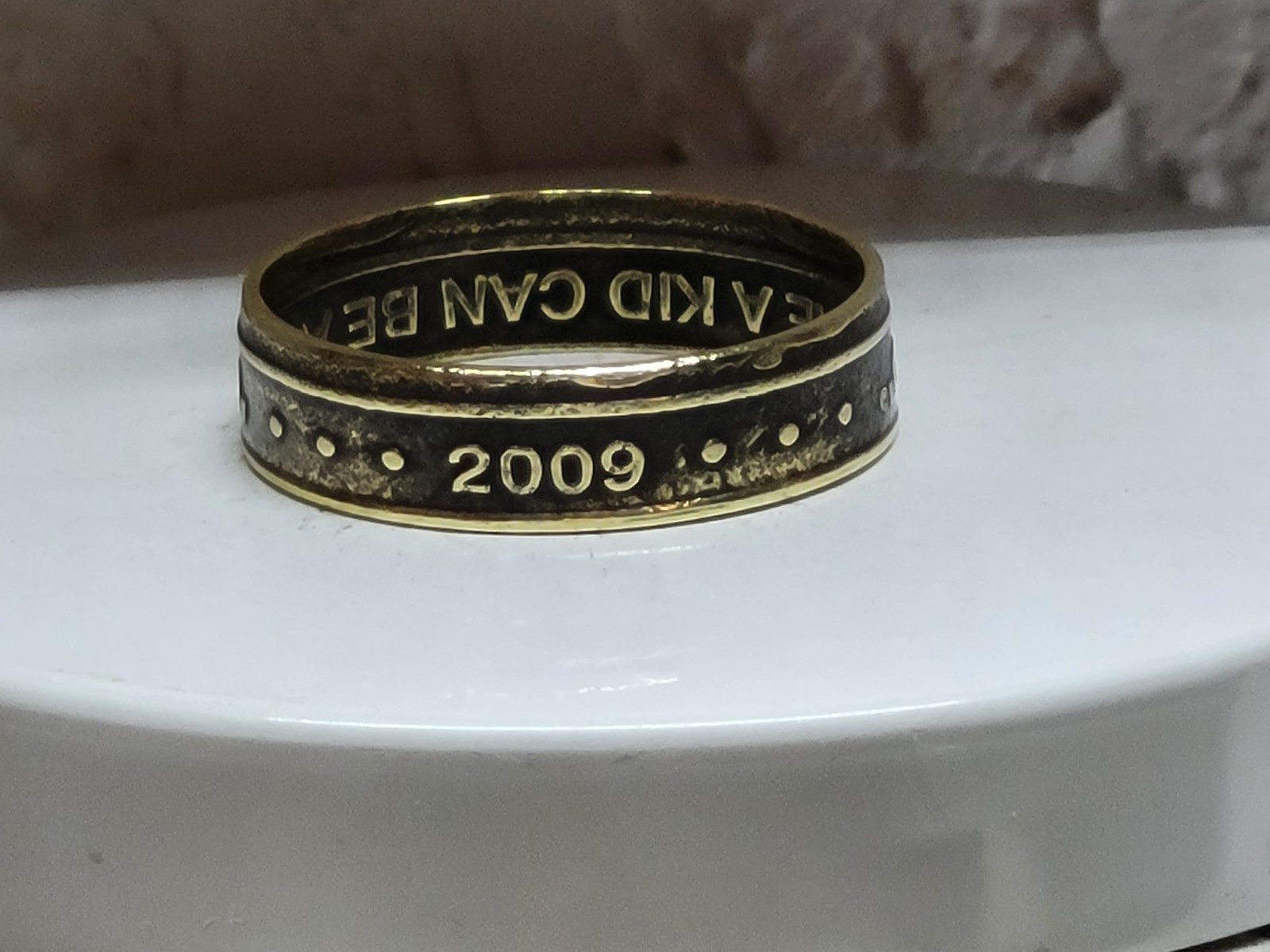 CHUCK e CHEESE - 2009 - Size 12 Token Coin Ring