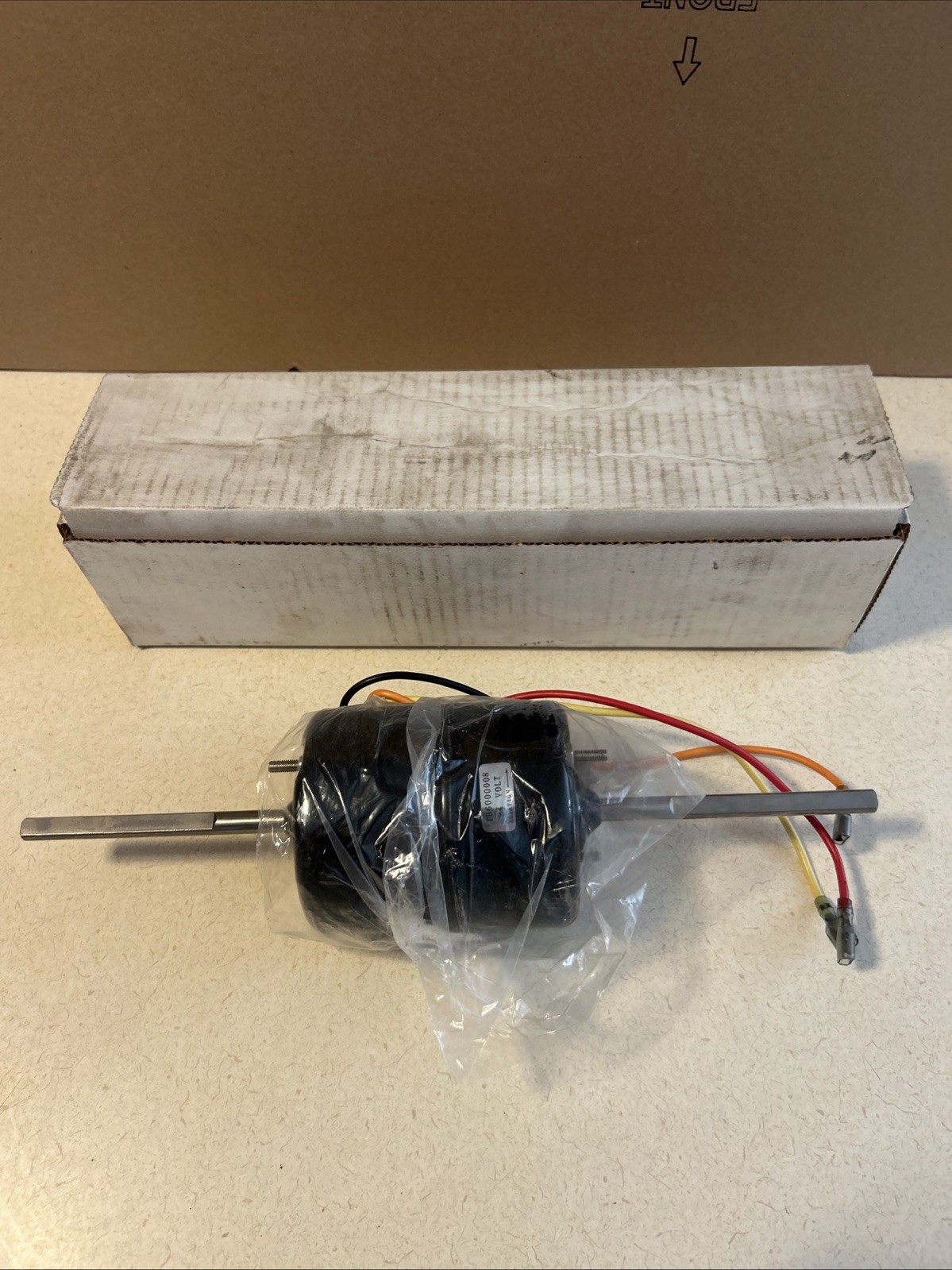 Brand New Old Stock NOS TB6000008 24 Volt Dual Shaft Motor