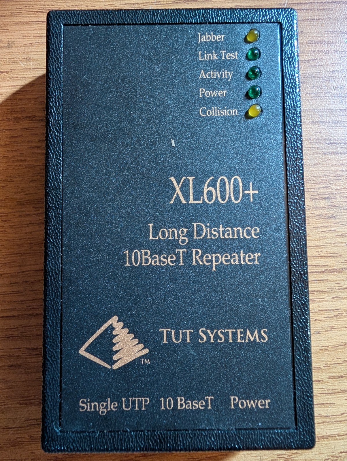 Tut Systems XL600+ Long Distance 10BaseT Repeater Ethernet Switch