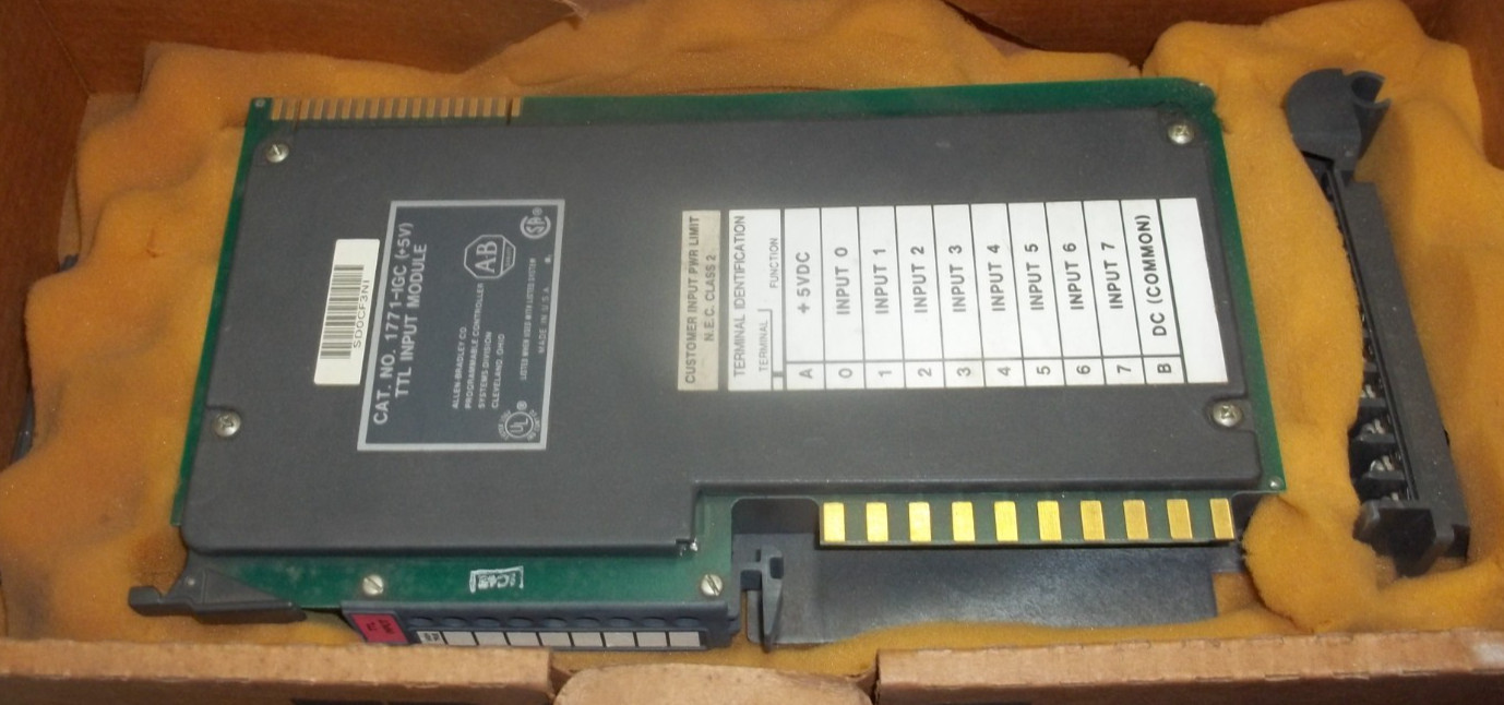 ALLEN BRADLEY 1771-IGC (+5V) TTL  INPUT MODULE (Y3)