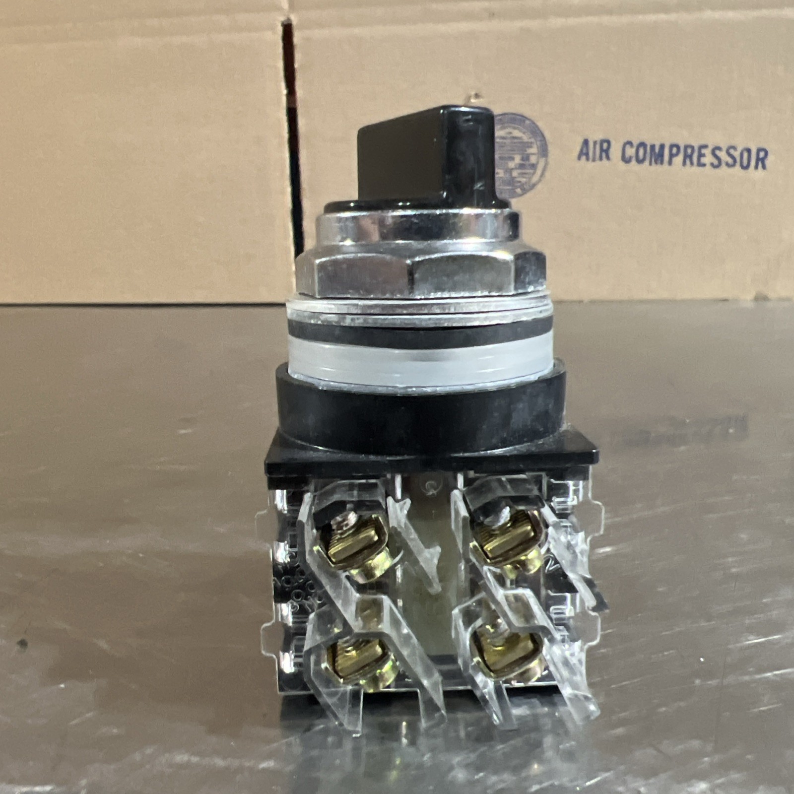 GENERAL ELECTRIC CR104P Nos Surplus No Original Box