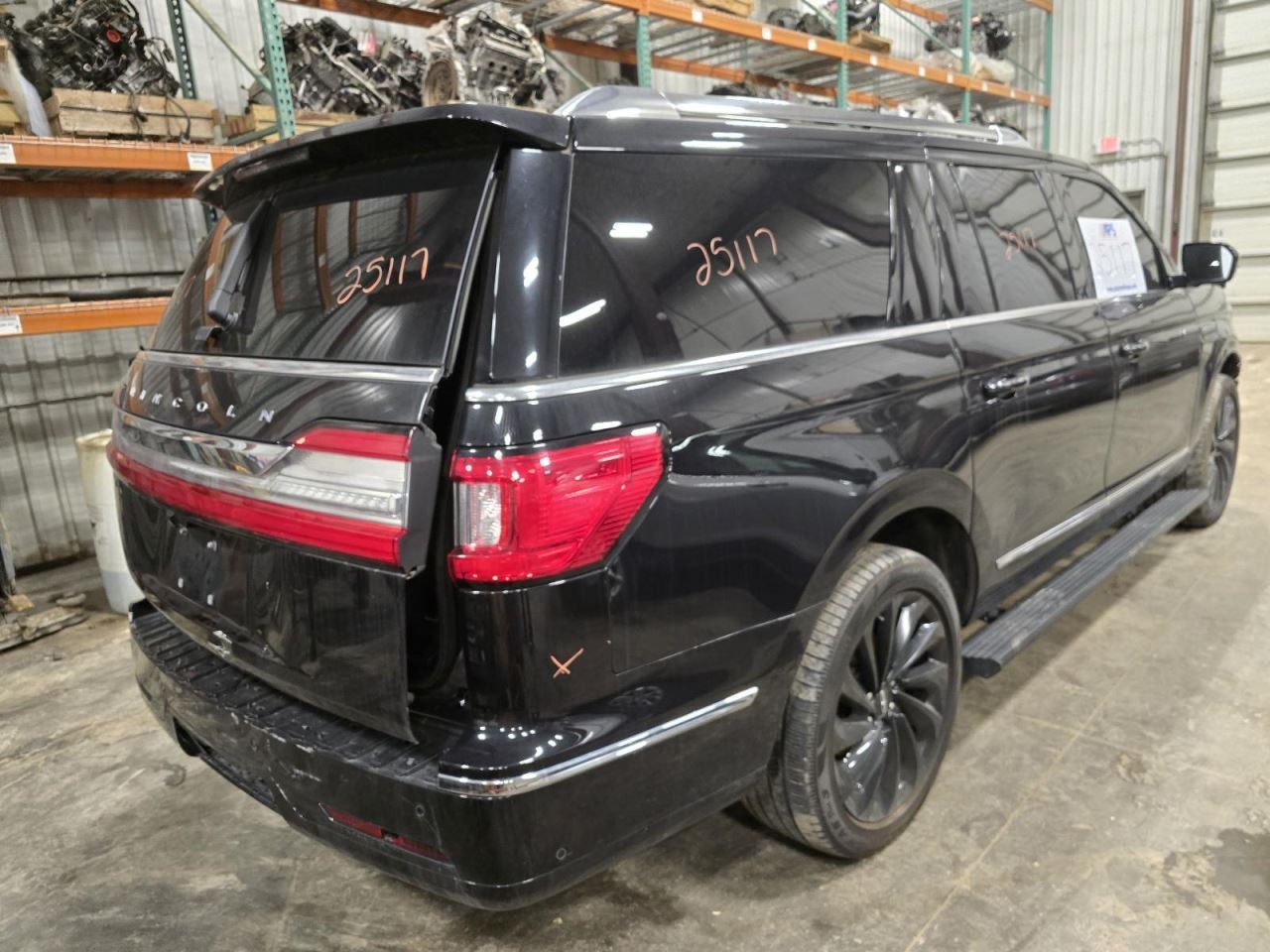 Camera/Projector Camera Windshield Mounted Fits 18-22 NAVIGATOR 1548104