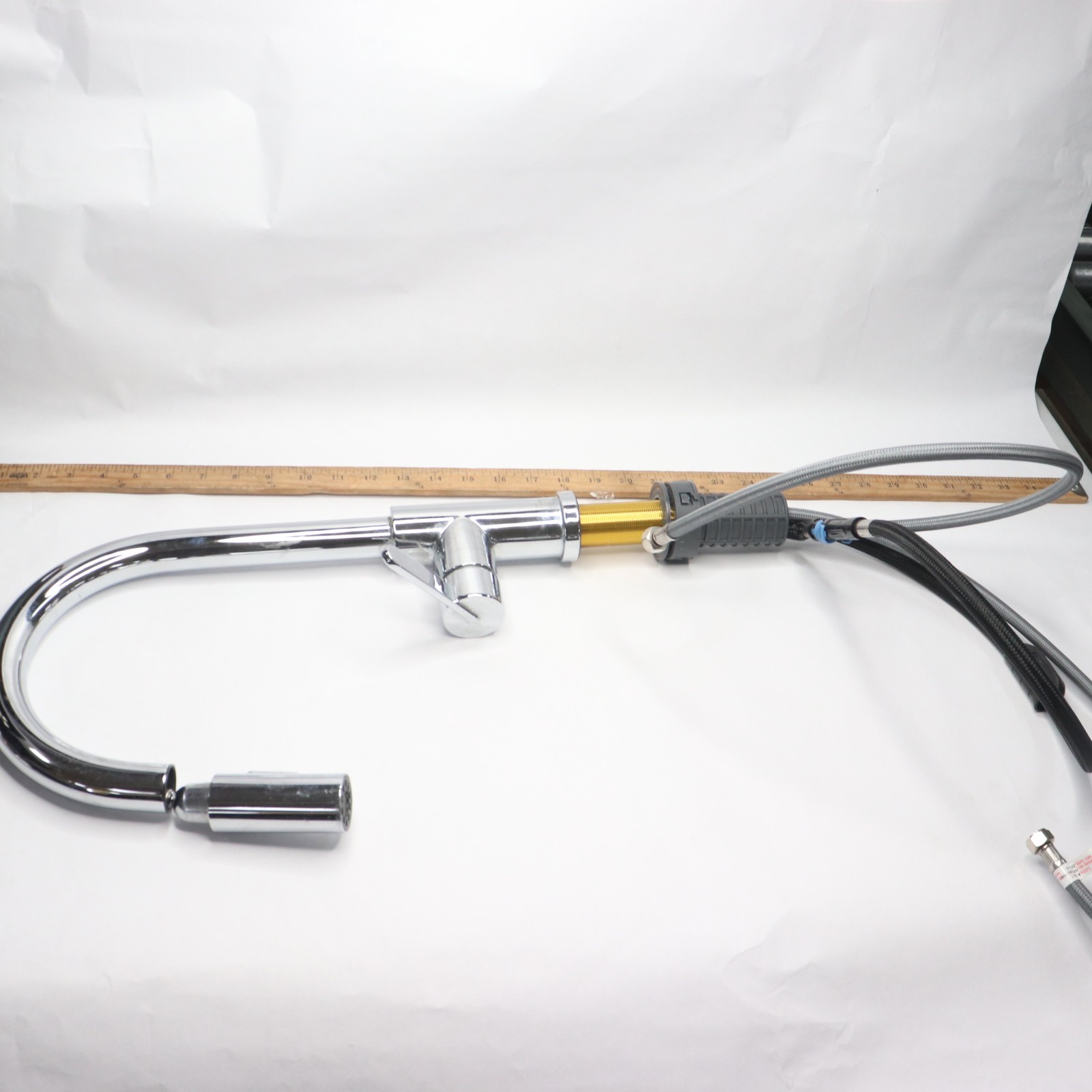Glacier Bay Paulina Single-Handle Pull-Down Sprayer Kitchen Faucet - Faucet Only