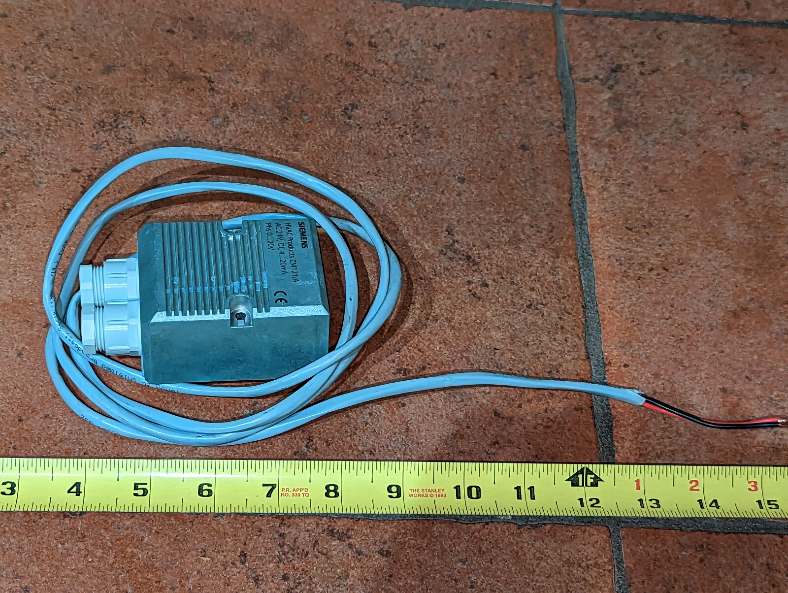 Siemens  ZM121/A Terminal Housing For Valves