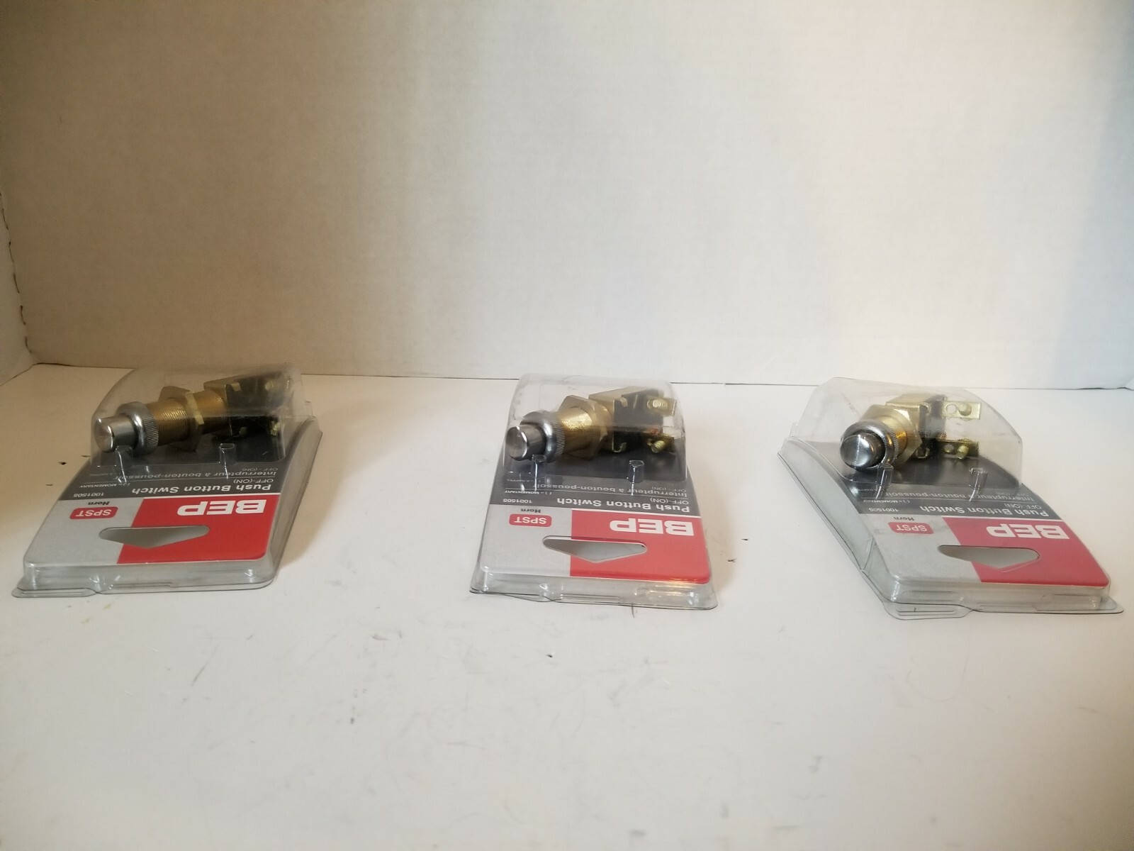 Lot of 3 BEP Push Button Switch, OFF-(ON), 6-36VDC, SPST, 1001505