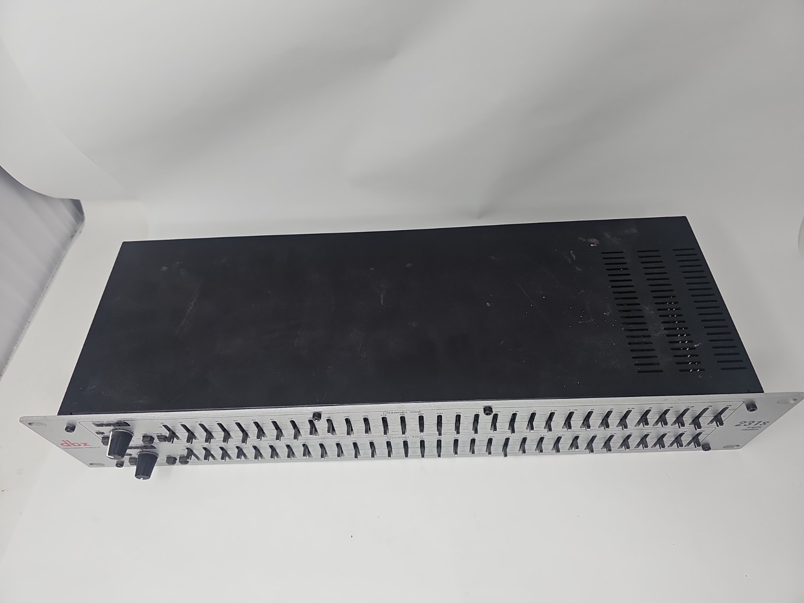 DBX 231S Dual Channel 31 Band Graphic Equalizer