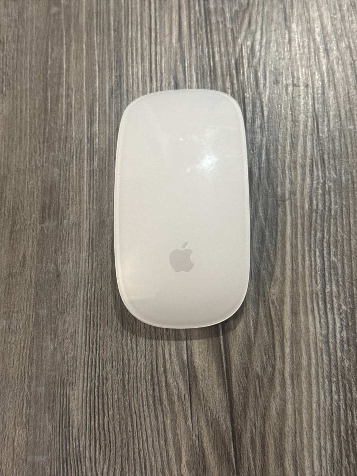 Official Apple Magic V2 Bluetooth Wireless Mouse! ~ A1657 ~ Works Great!