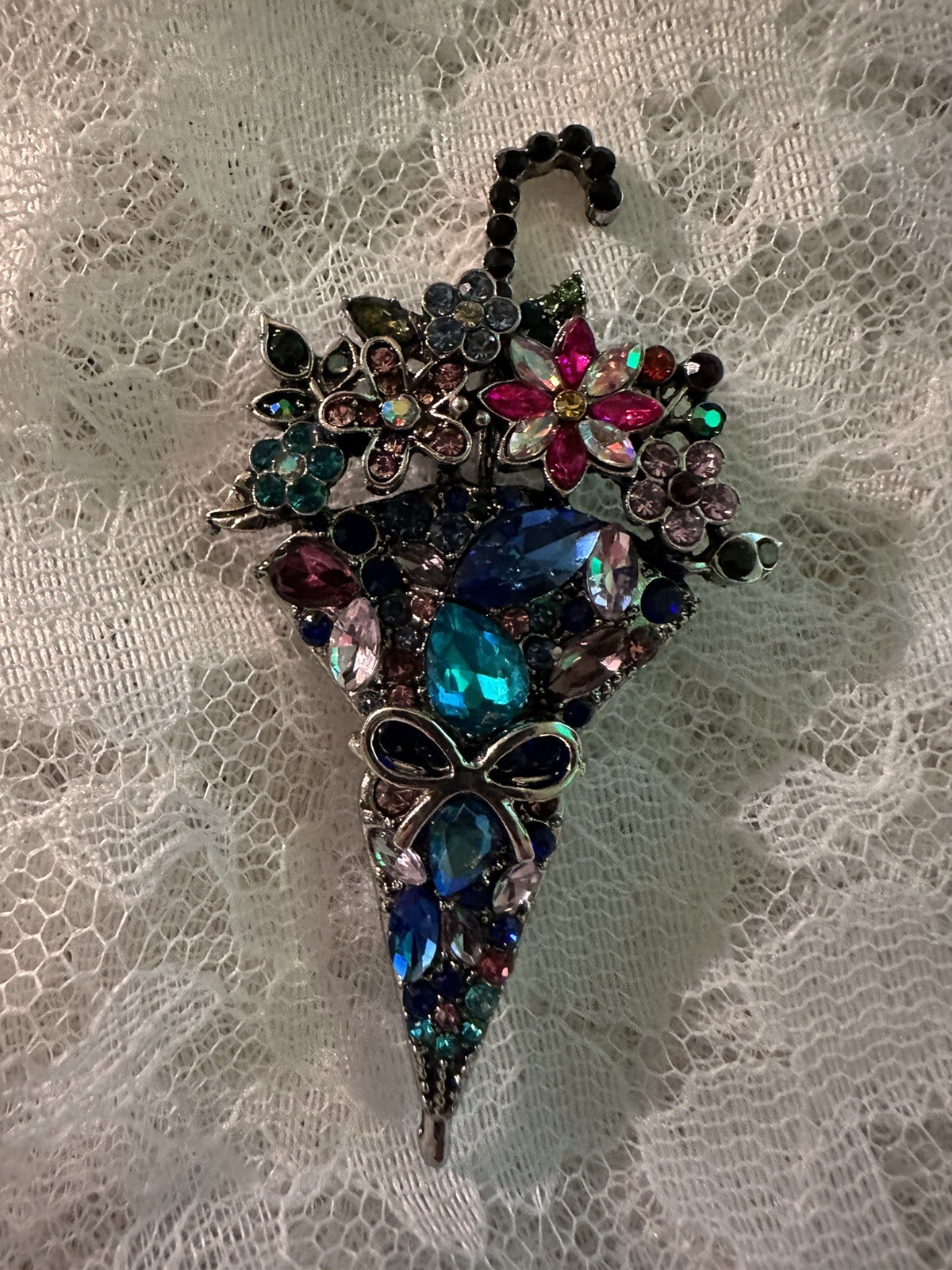 Multicolored Umbrella with Flowers in Rhinestones Brooch Pin