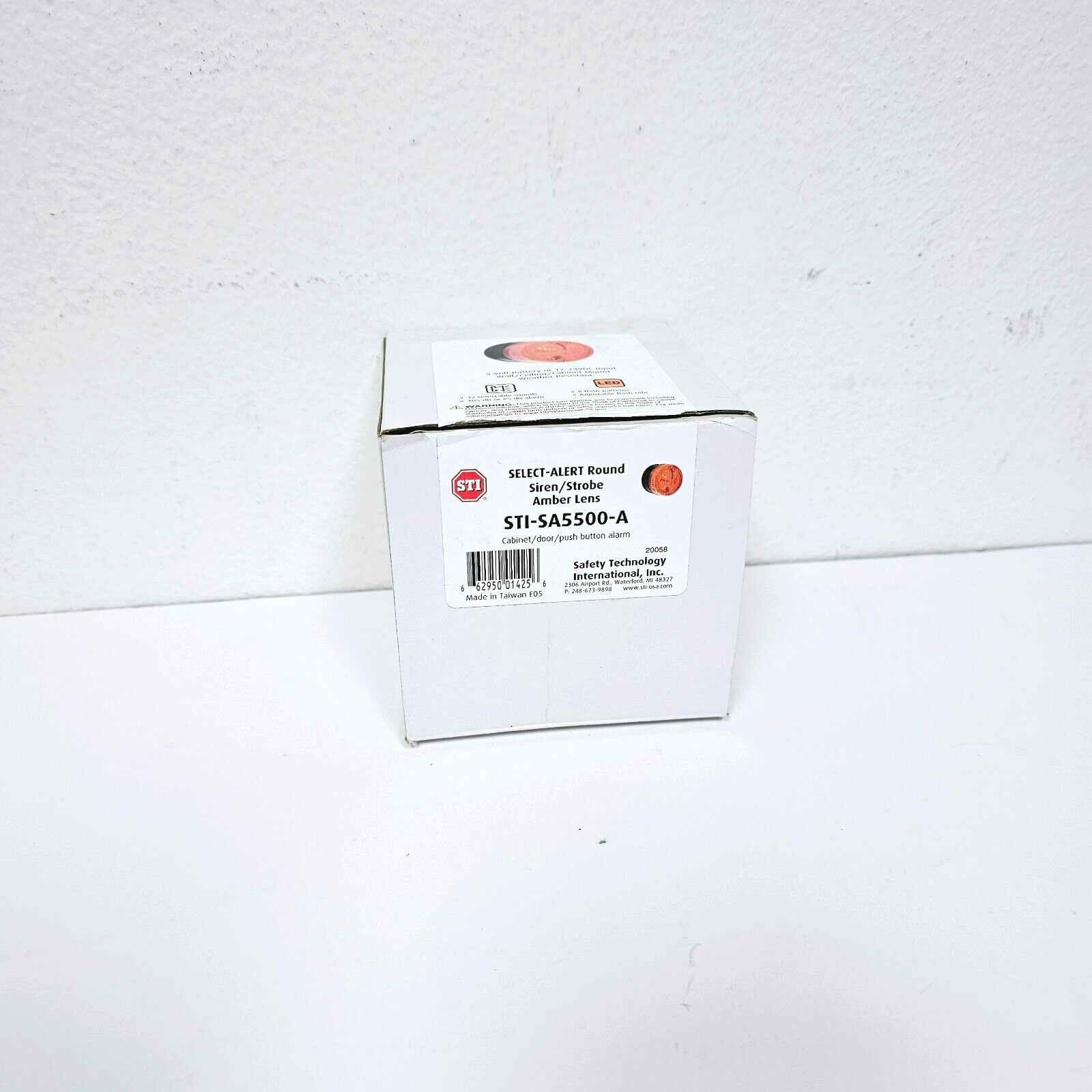 STI STI-SA5500-A Round Siren/Strobe Amber Lens Used