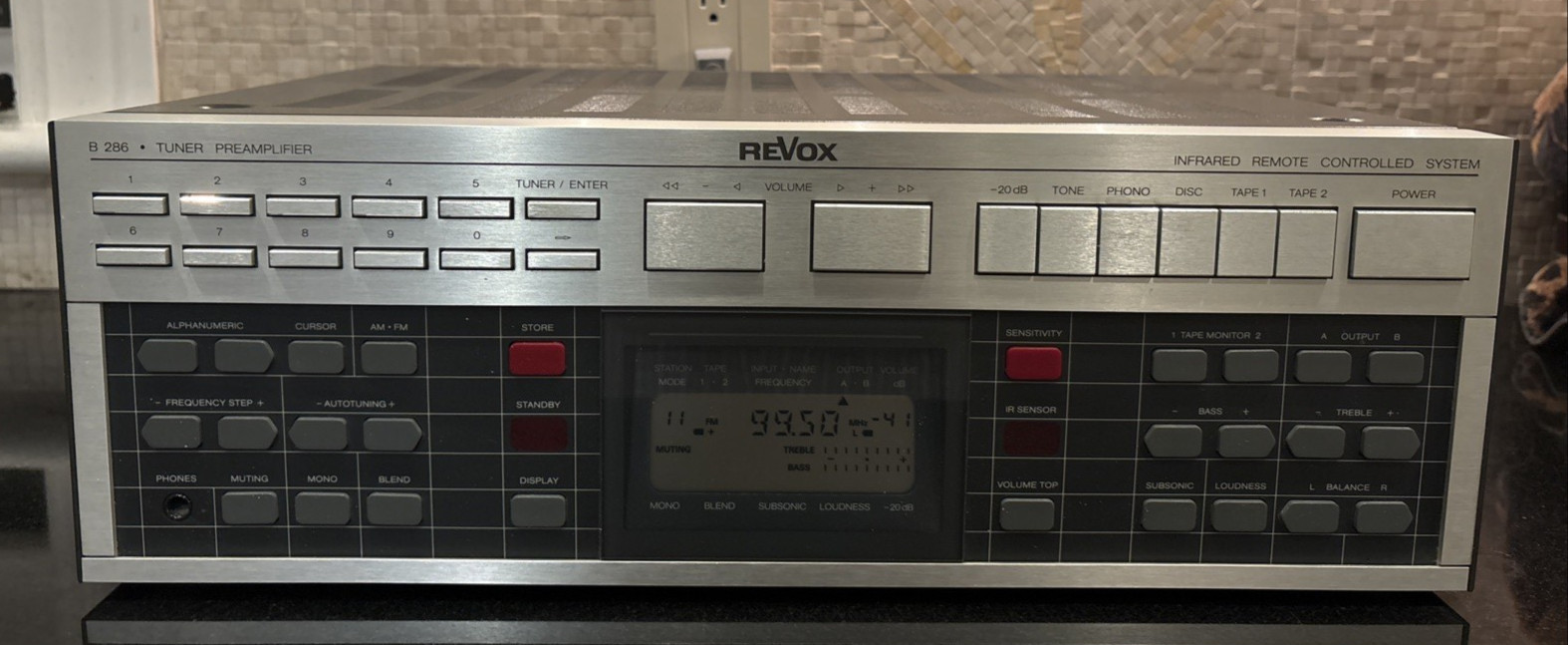 Revox B 286 FM Tuner Preamplifier Made in West Germany perfect working condition