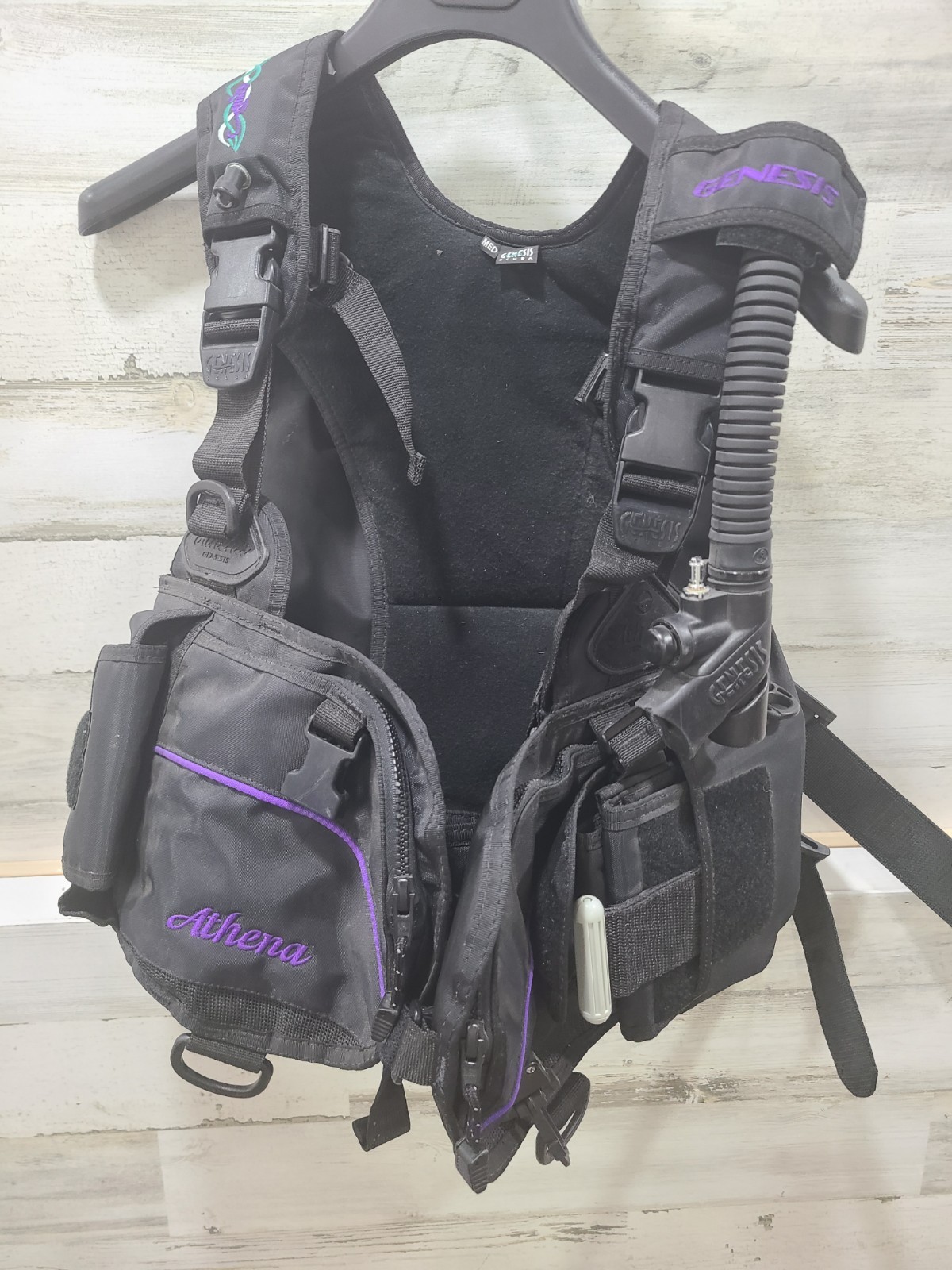 Genesis Athena Womens BCD Size Med
