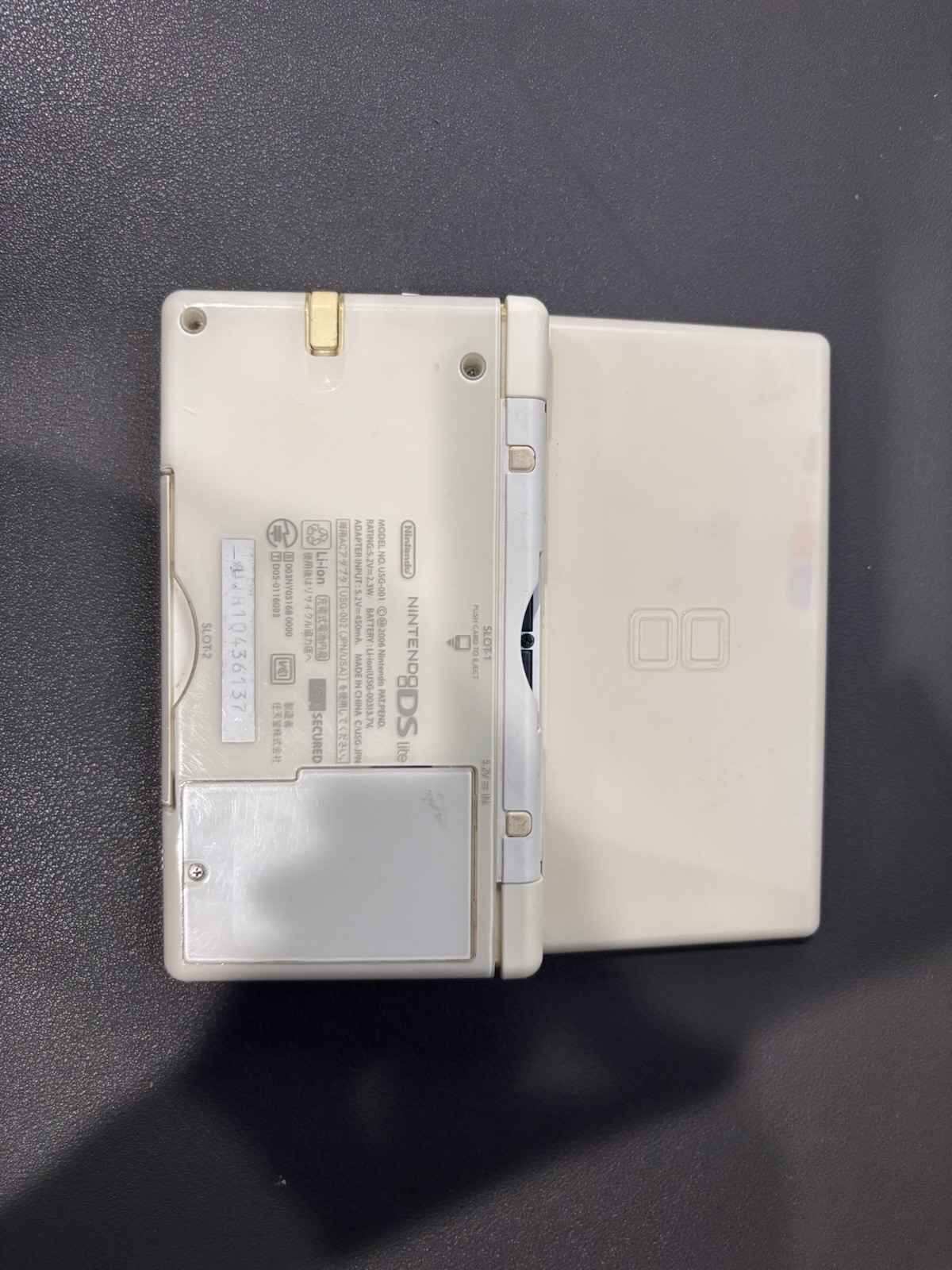 Nintendo DS Lite White, Broken hinge in working condition