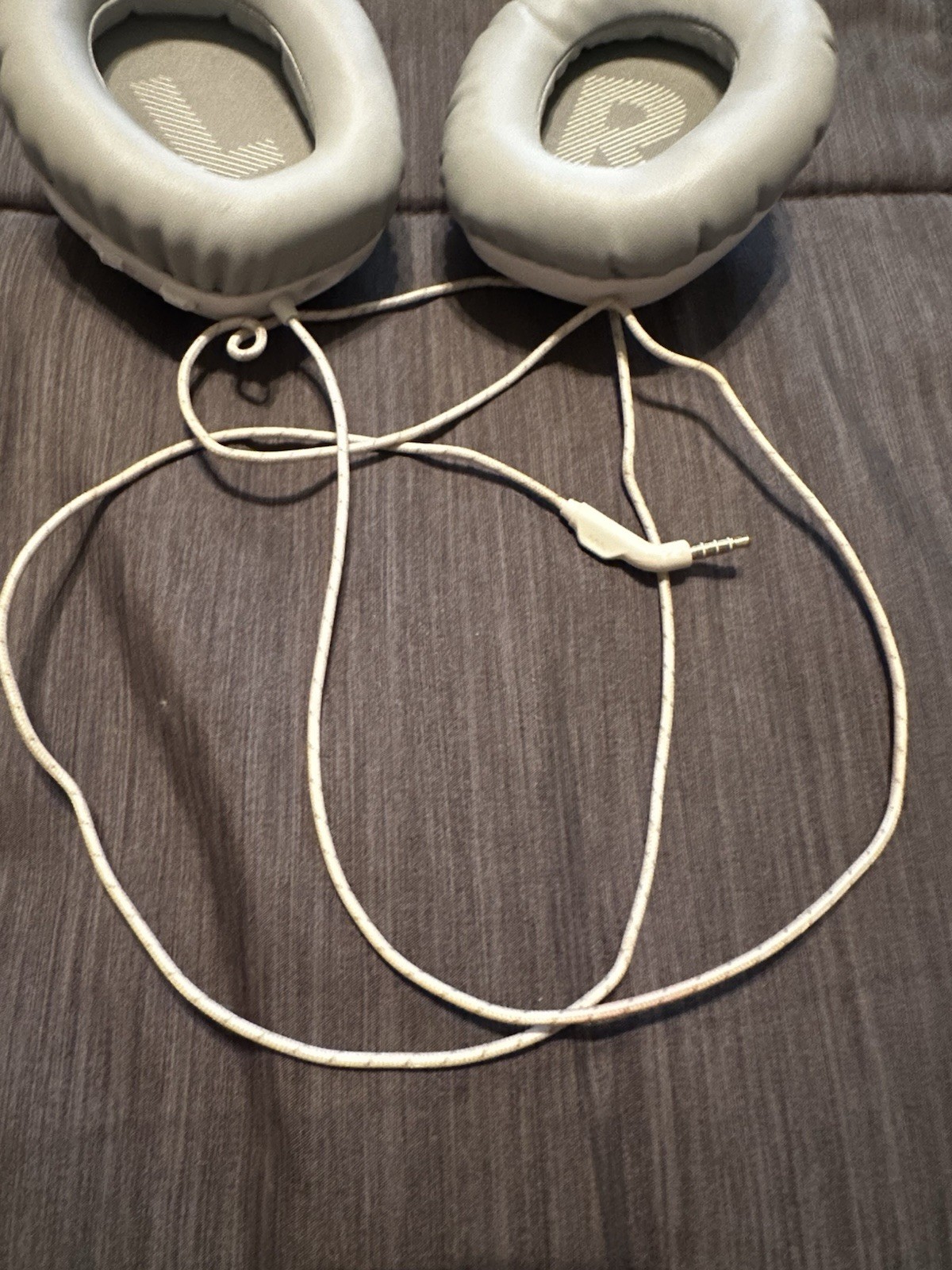 JBL Quantum 100M2 Wired Over-Ear Gaming Headset - White