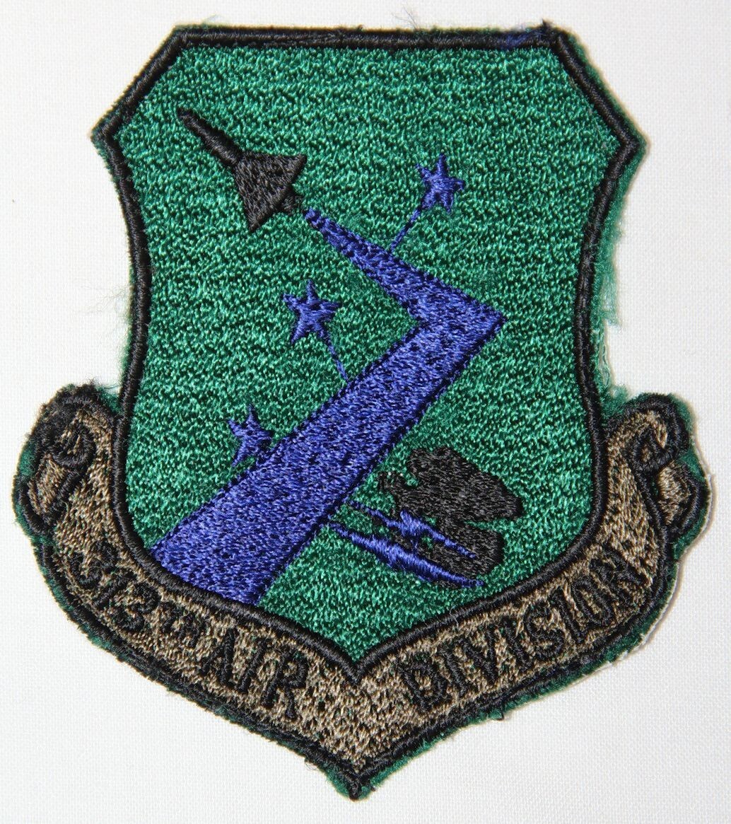 ORIGINAL U.S. AIR FORCE 313TH AIR DIVISION SQUADRON PATCH, THEATER MADE?