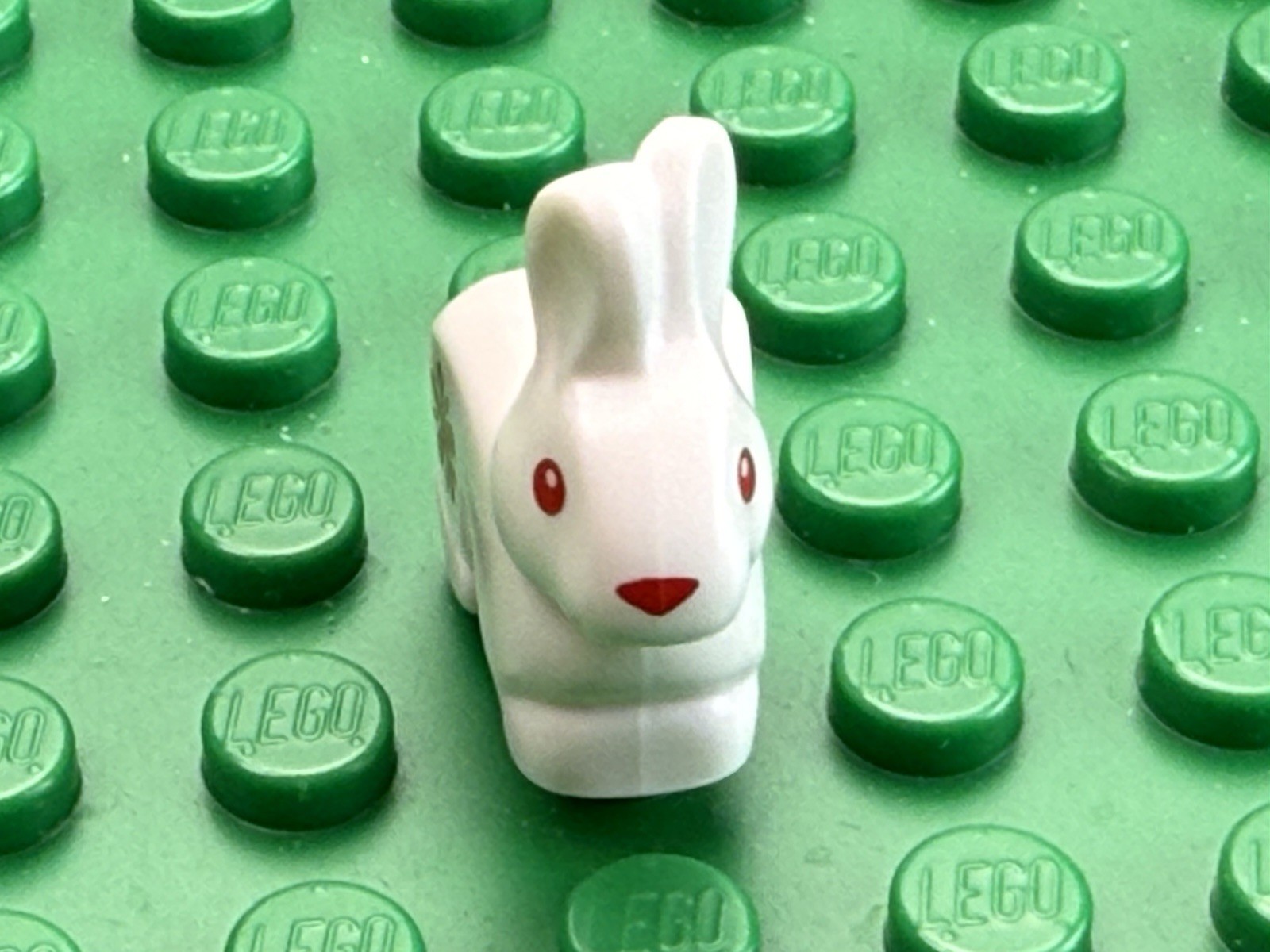 Lego White Rabbit/Bunny With Flower Pattern From Set 80107