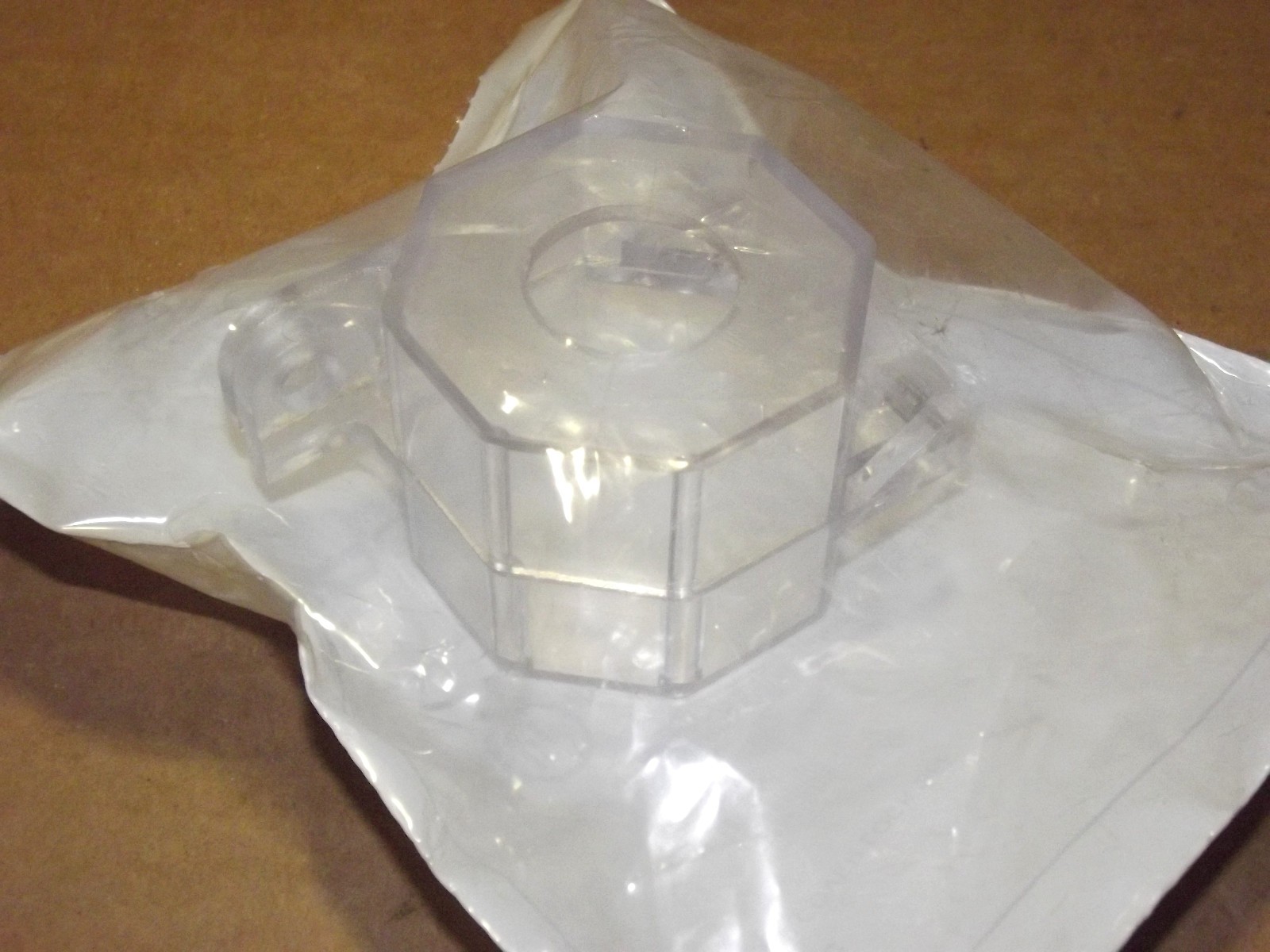 22LOAFC 22MM Switch Flip Cover Lock Off C3Controls New