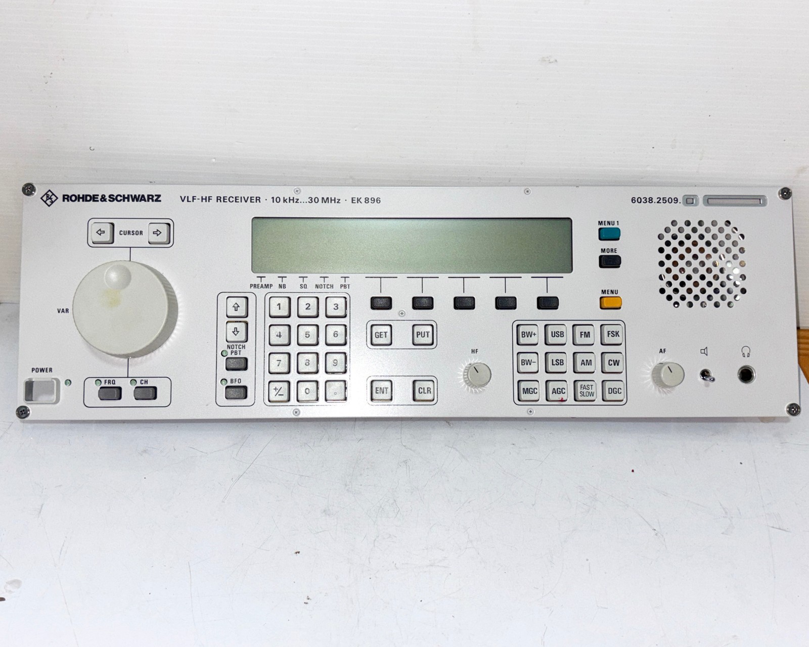 1 nos Front Panel Rohde & Schwarz EK 896 (VLF-HF RECEIVER 10 kHz...30 MHz)