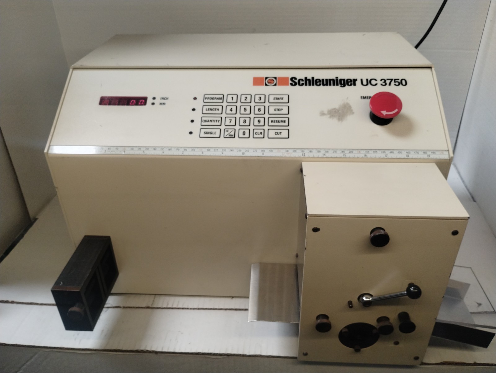 Schleuniger 3750 Automatic Wire cut & Strip Machine, W DR600 Dereeler