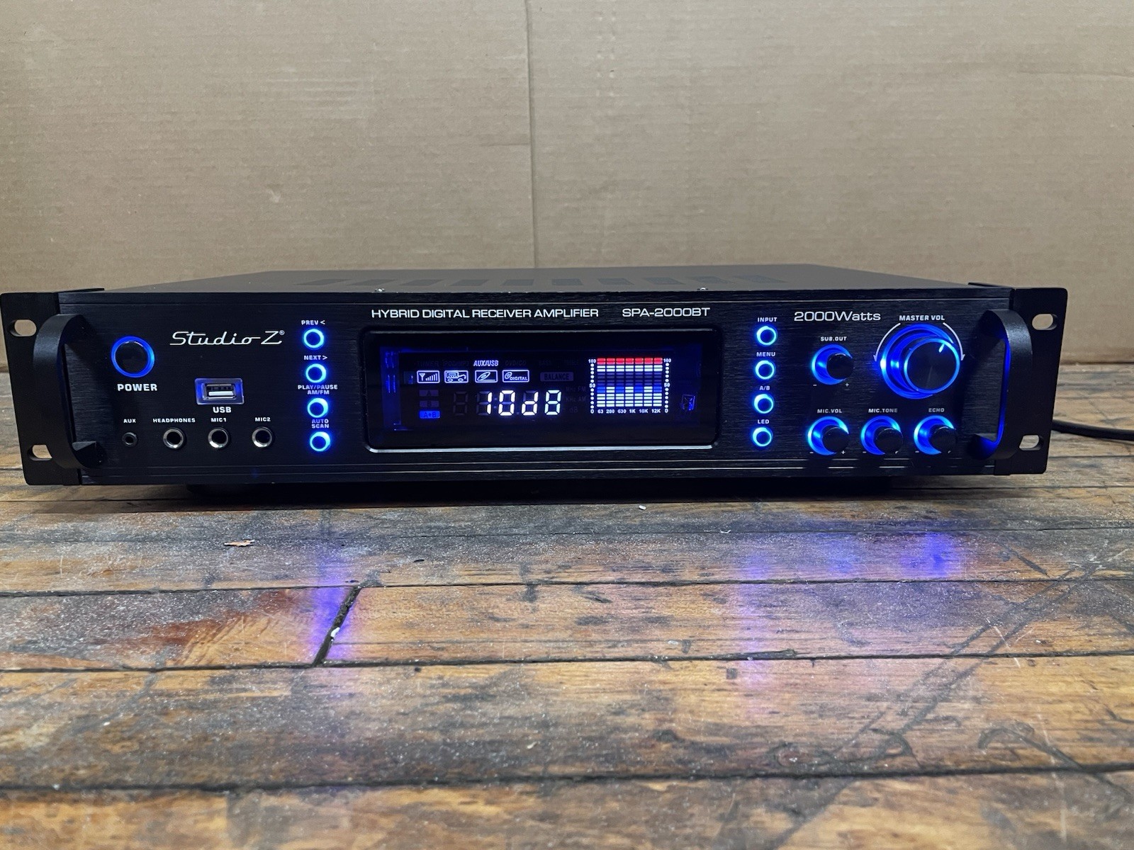 Studio Z SPA-2000BT Hybrid Digital Receiver Amplifier 2000W Tested Works