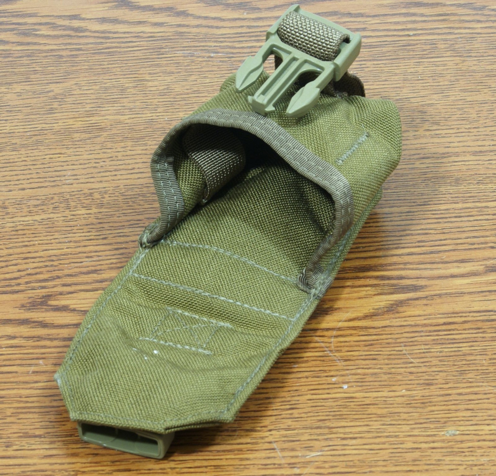 MOLLE USMC TAPE MEASURE, WALLET POUCH COYOTE BROWN EAGLE IND.