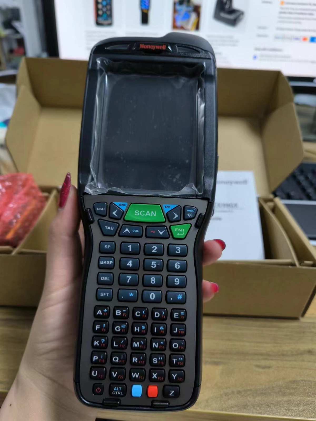 Honeywell Dolphin 99EX Handheld Mobile Computer Windows Embeded Barcode Scanner