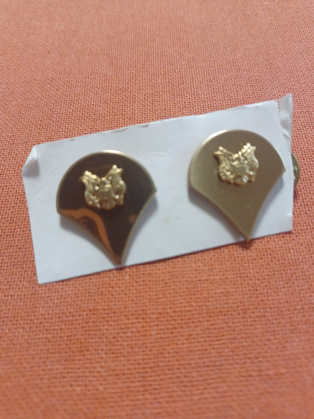 MILITARY US ARMY SPECIALIST INSIGNIA EAGLE PIN