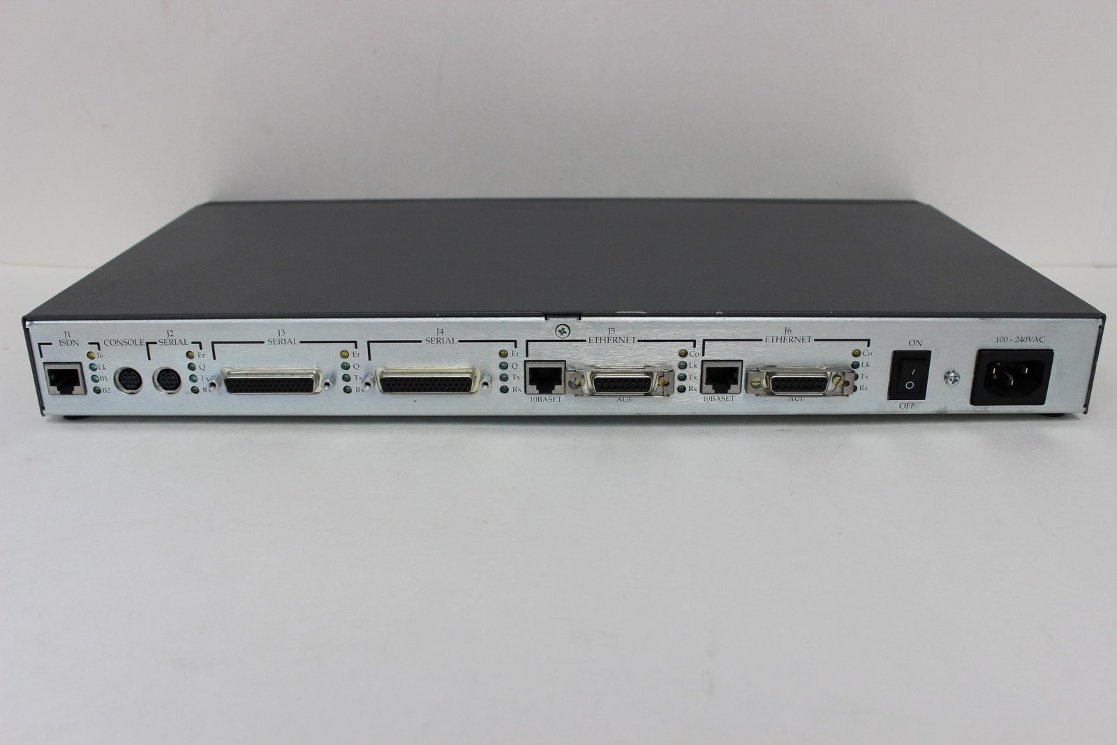ACC ADVANCED COMPUTER COMMUNICATIONS C-2E1B-P COLORADO RAPID SWITCH 8600608