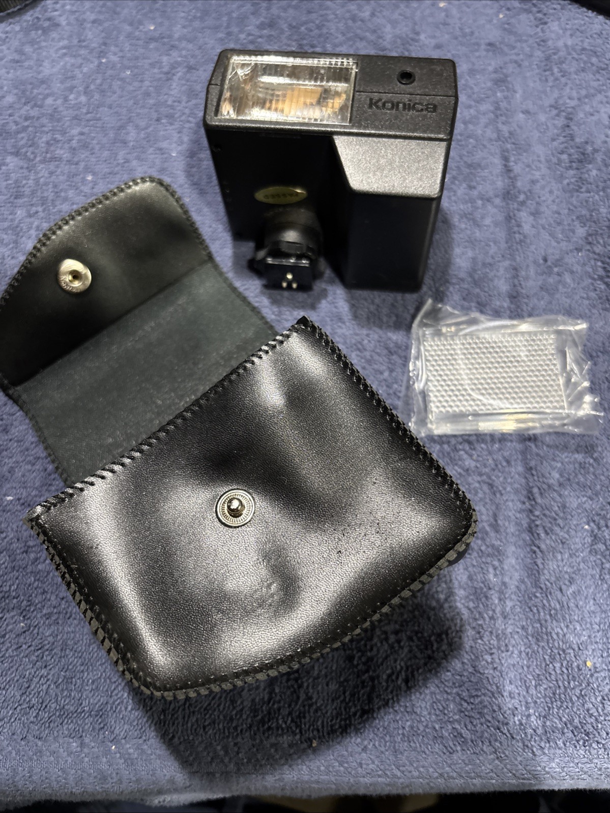 Konica X-24 Flash Auto Shoe Mount Electronic From JAPAN With Case & Flash Cover