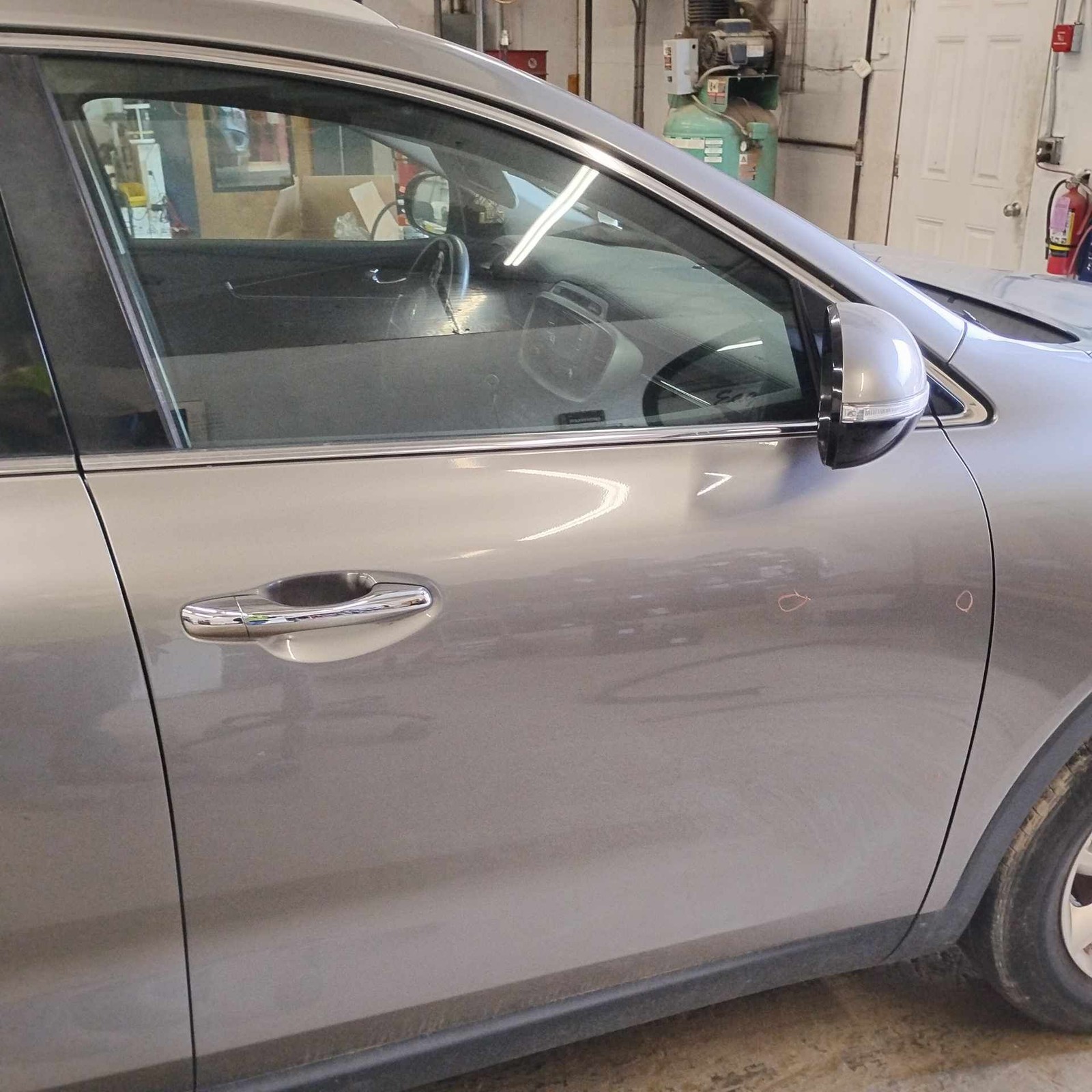 Spindle Knuckle Front KIA SORENTO Right 16 17 18