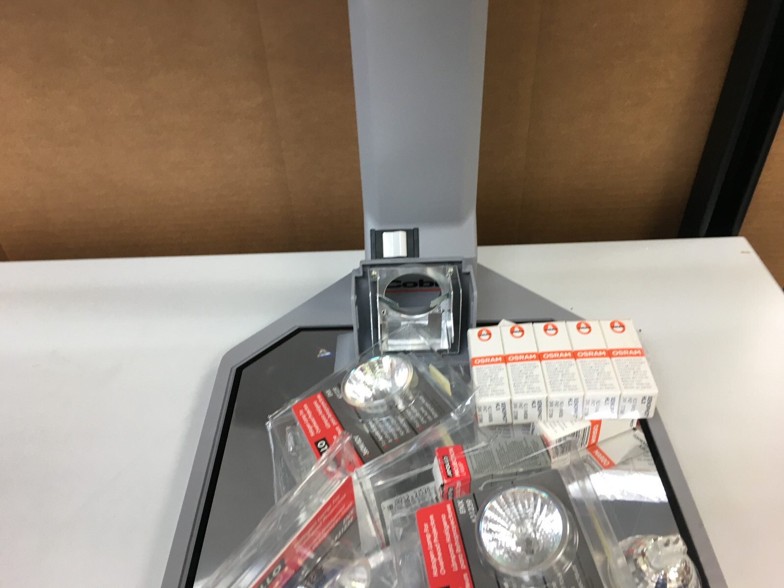 Apollo Cobra Portable Reflective Overhead Projector + Case, Xtra Bulbs