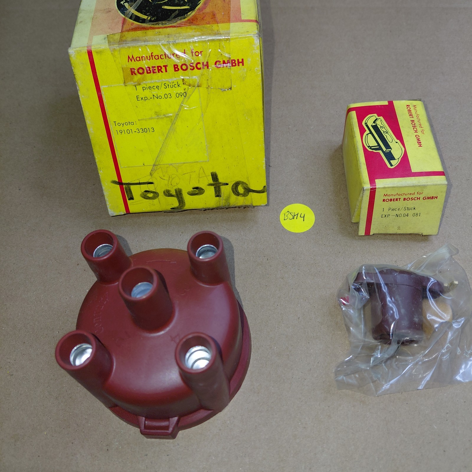 Bosch Distributor Cap And Rotor 03090/04081 Toyota