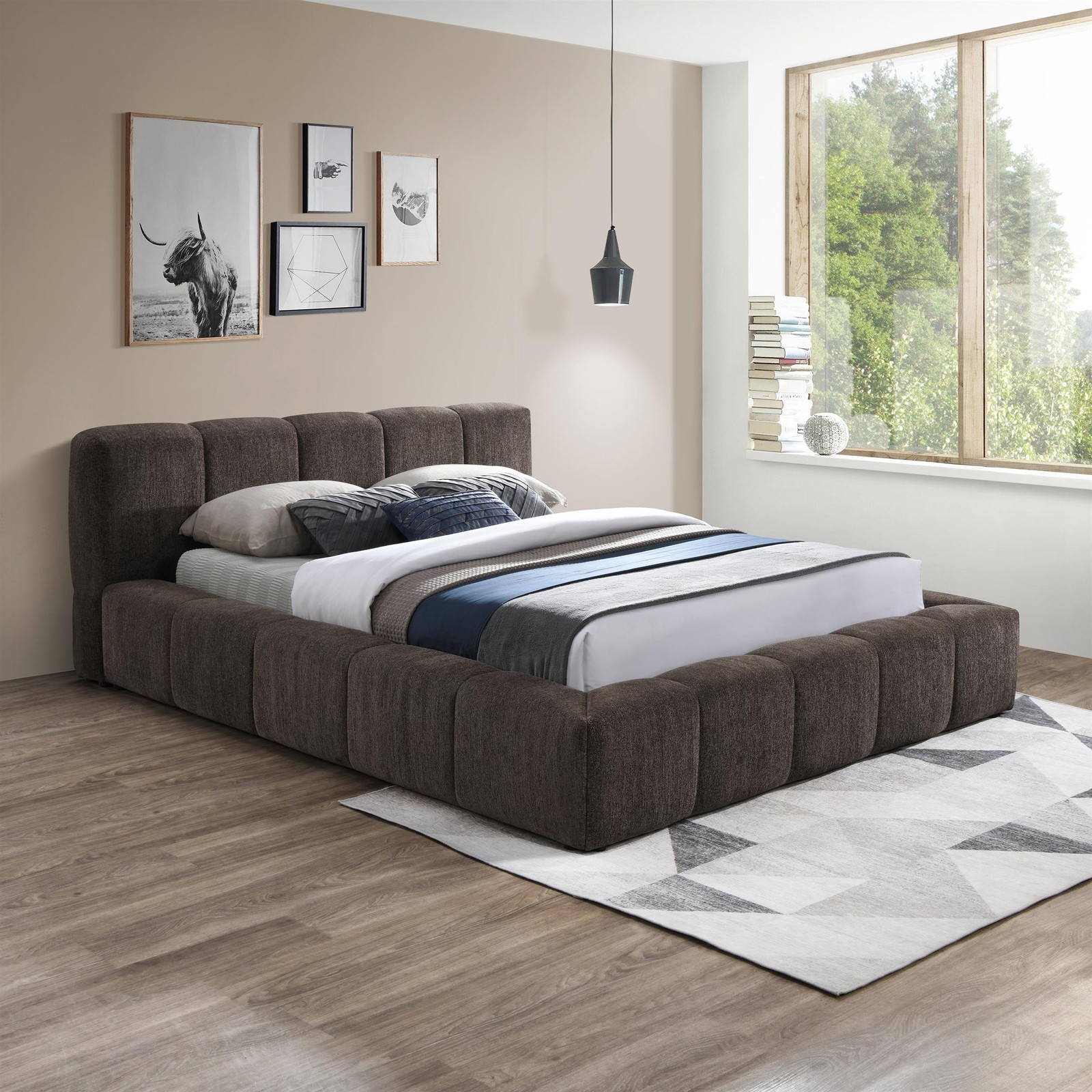 Meridian Furniture Carlin Brown Chenille Fabric King Bed