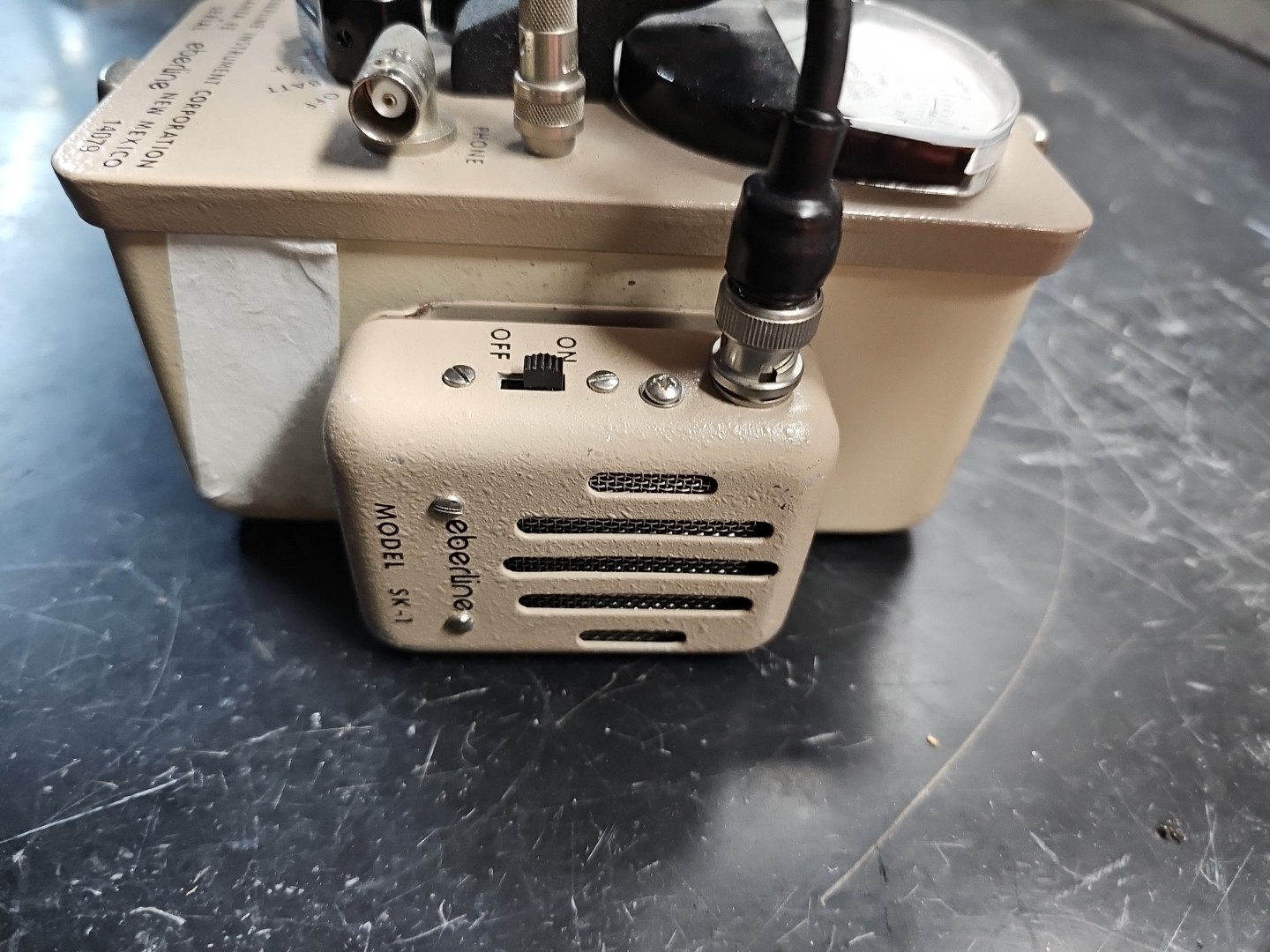 Eberline E-520 Radiation Geiger Counter And SK-1 Speaker Untested