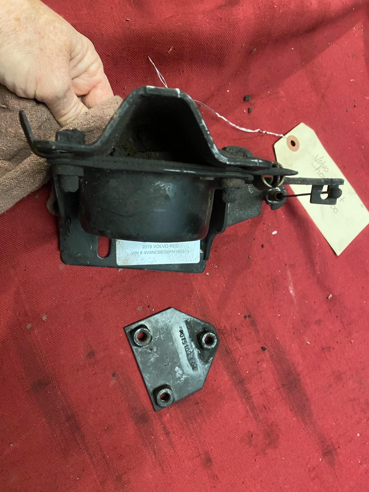 VOLVO HOOD REST SUPPORT BRACKET