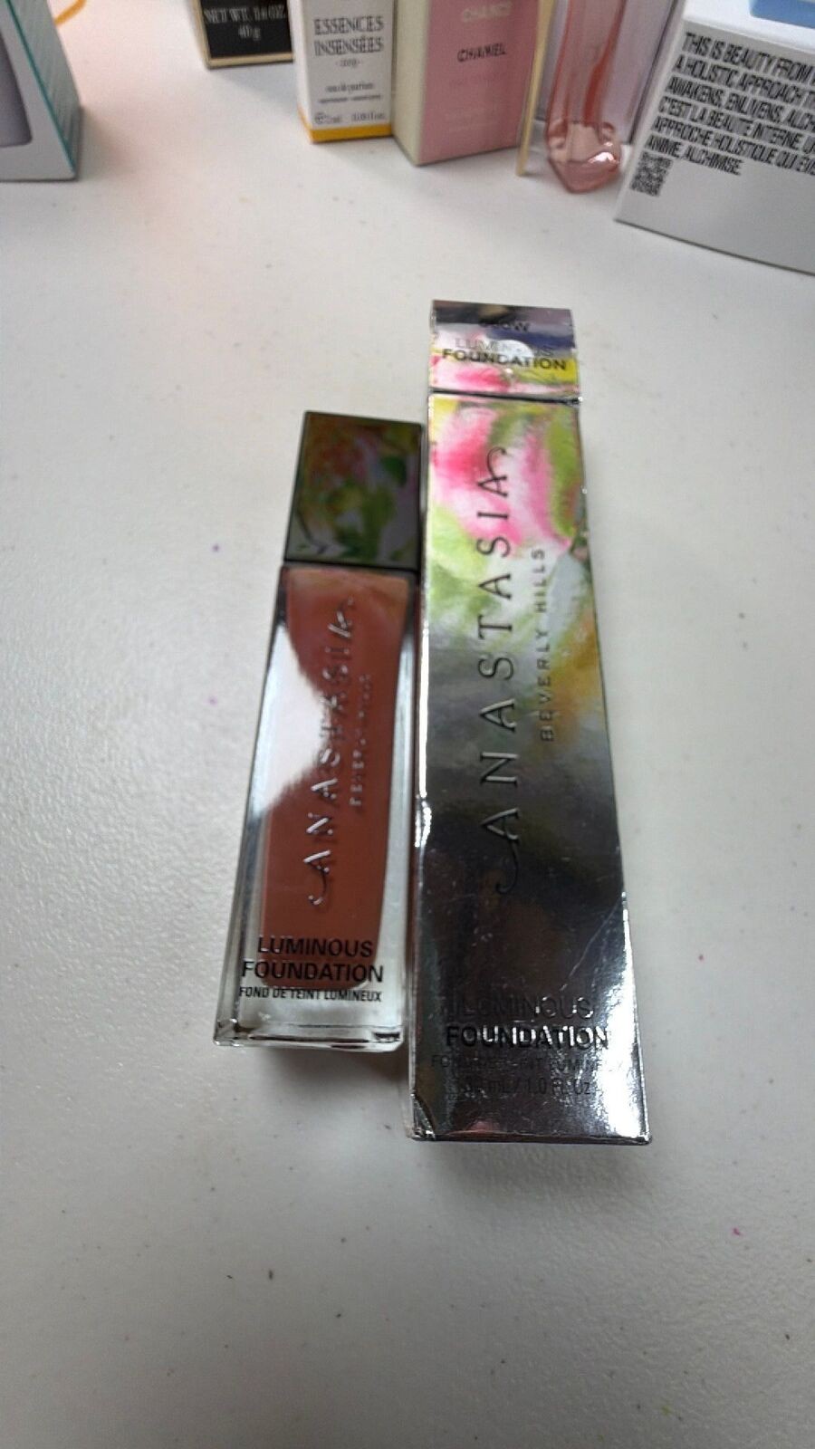 Anastasia Beverly Hills luminous foundation - 560W