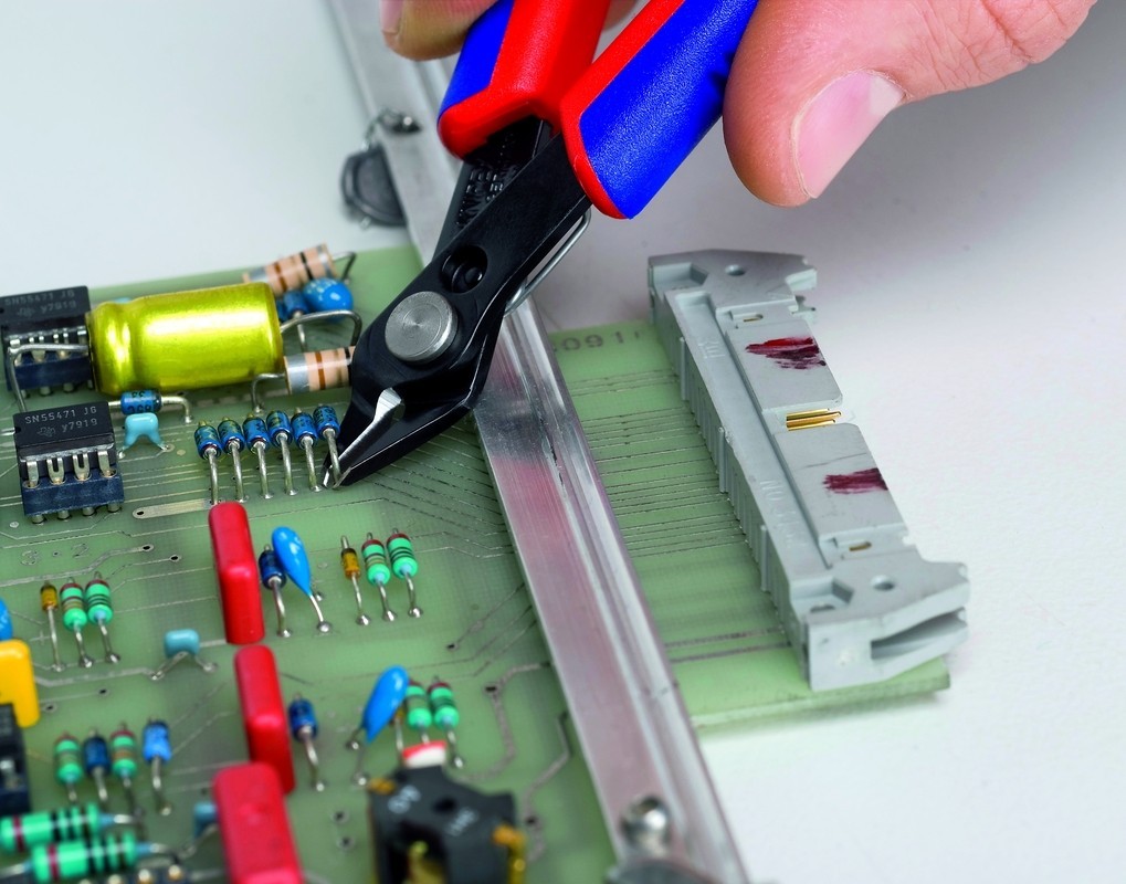 KNIPEX 78 61 125 SBA 5" Electronics Super Knips®