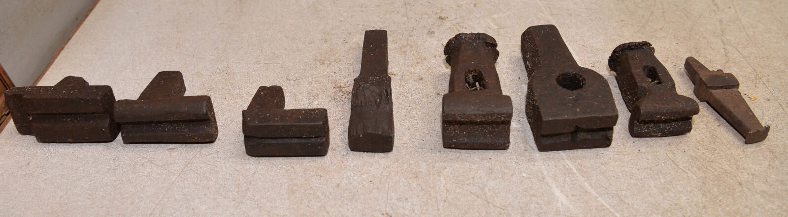 8 antique blacksmith hardy anvil forge hammer collectible metal working tool lot