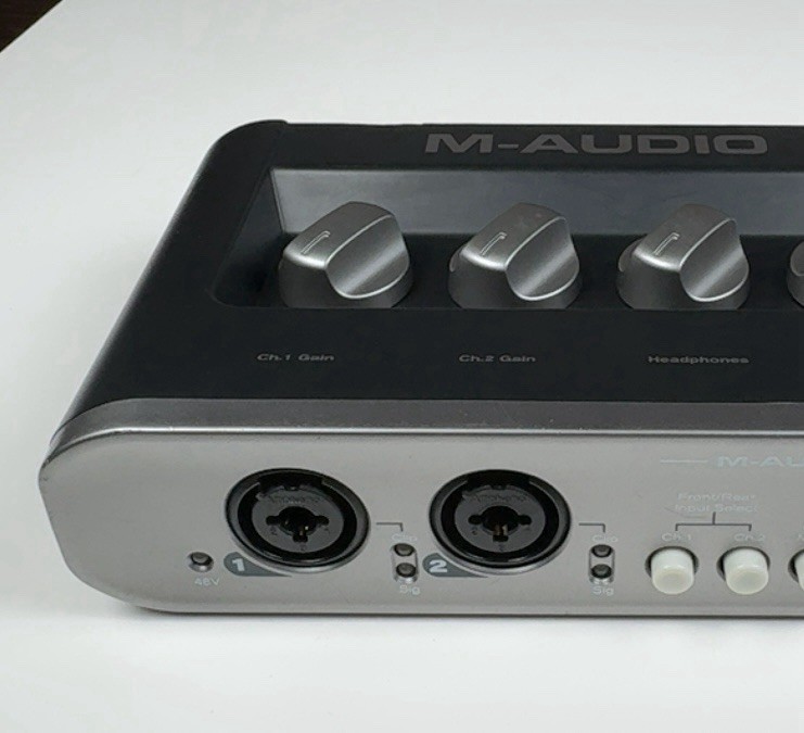 M-AUDIO MobilePre USB POWERED Audio Interface No Cords - Untested / For Parts