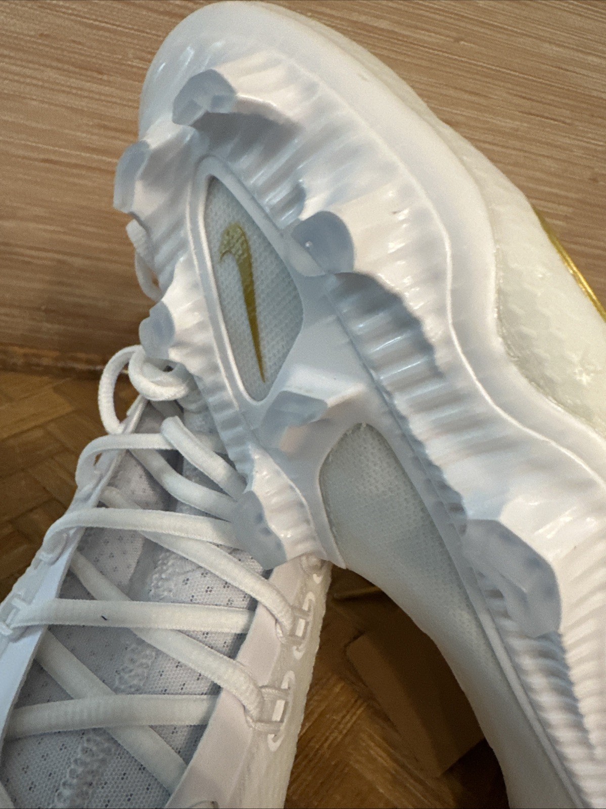 Nike Huarache 9 Elite Mid Lax White-Met Vivid Gold Lacrosse 6.5-10 FD0088-100
